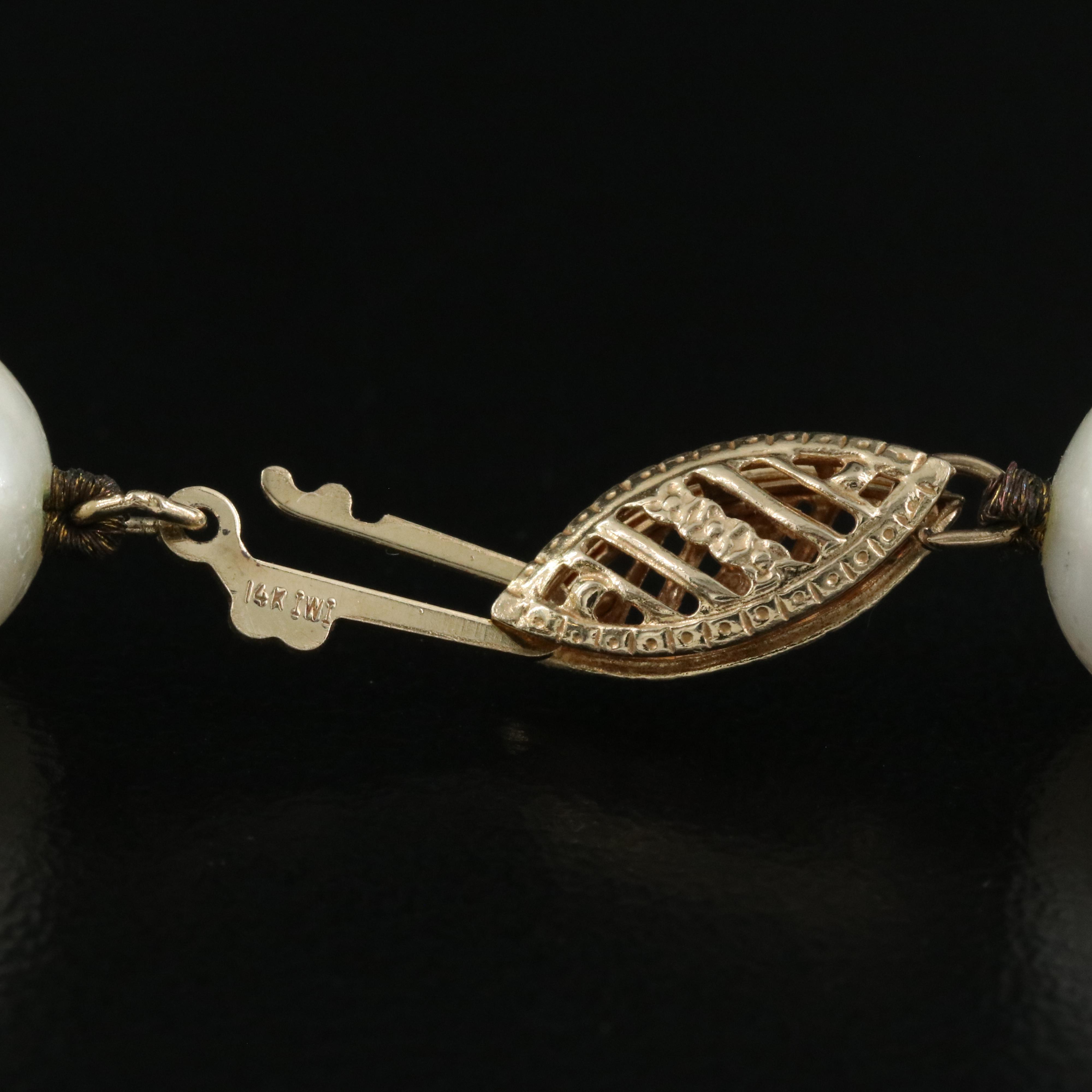 Pearl Necklace with 14K Clasp