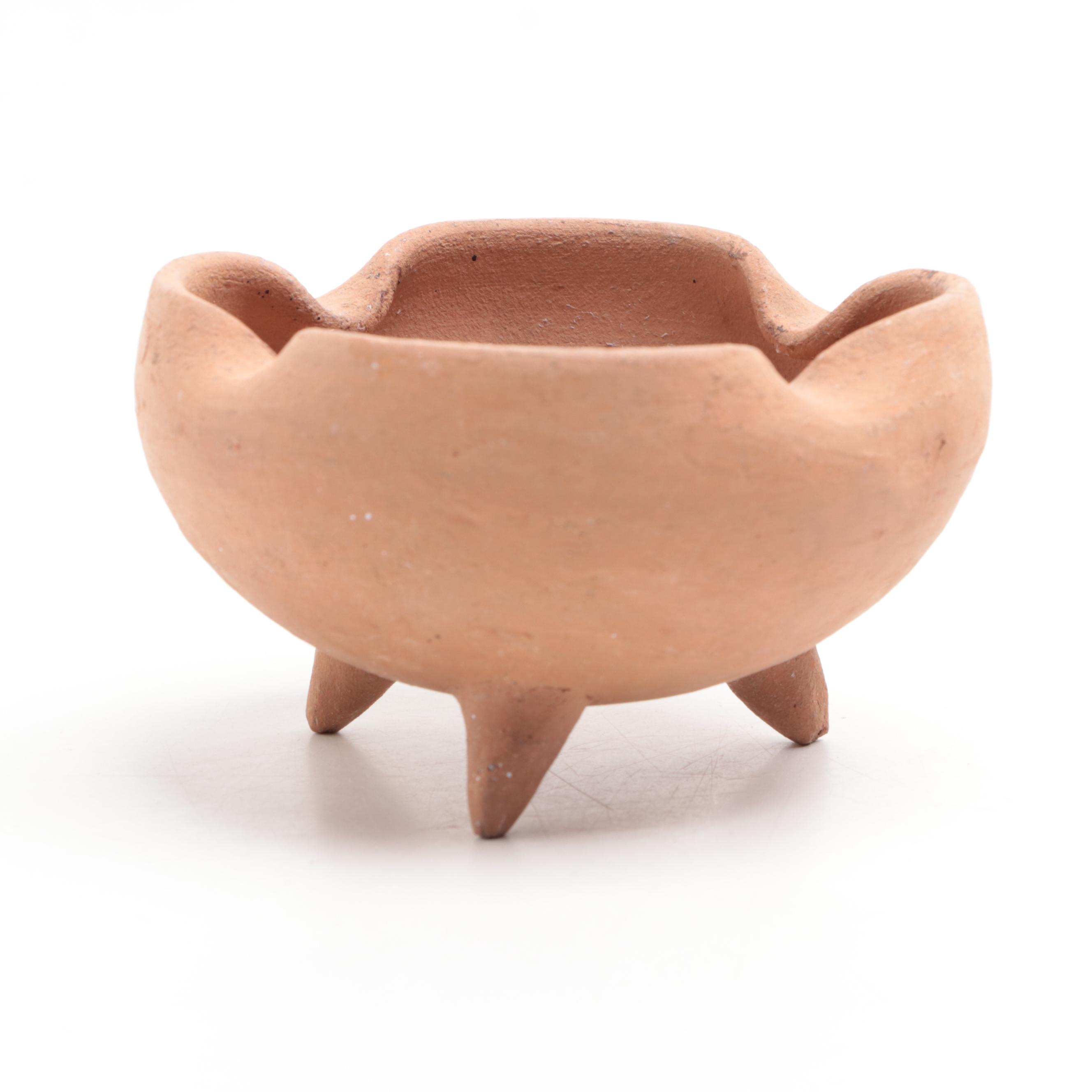 Pre-Columbian Style Chupicuaro Figures with Merida Footed Bowls