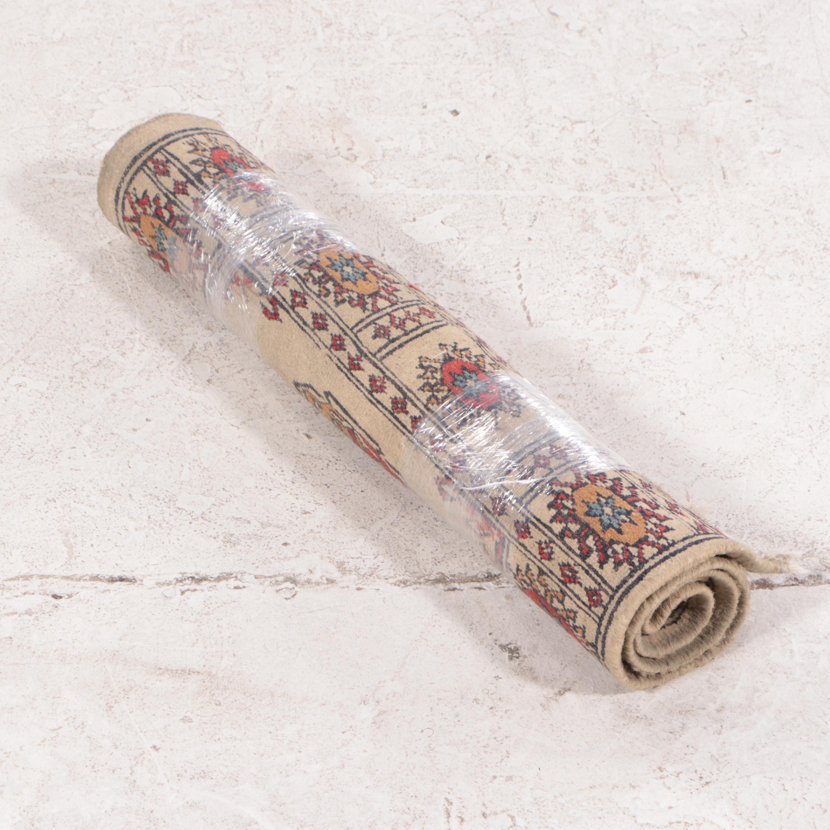 2' x 3'5 Hand-Knotted Pakistani Bokhara Accent Rug