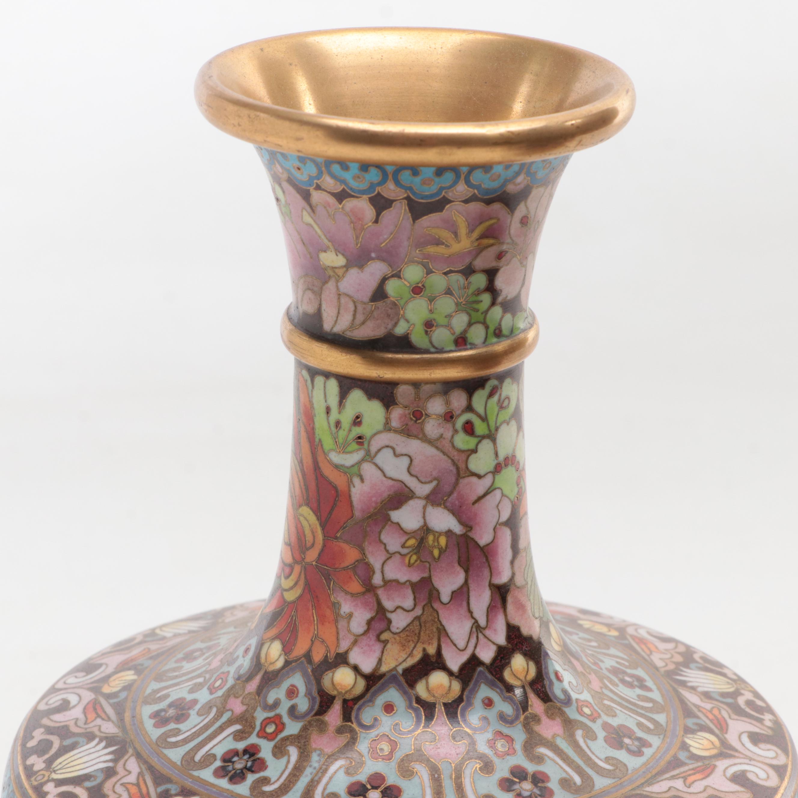 Chinese Cloisonné Ming Style Floral Motif Low Bowl with Vases