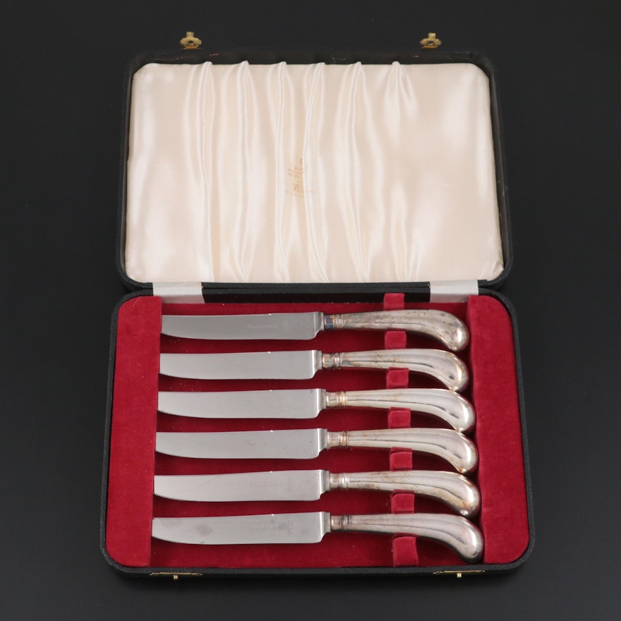 Viners of Sheffield Set of Silver Plate Pistol-Handled Steak Knives