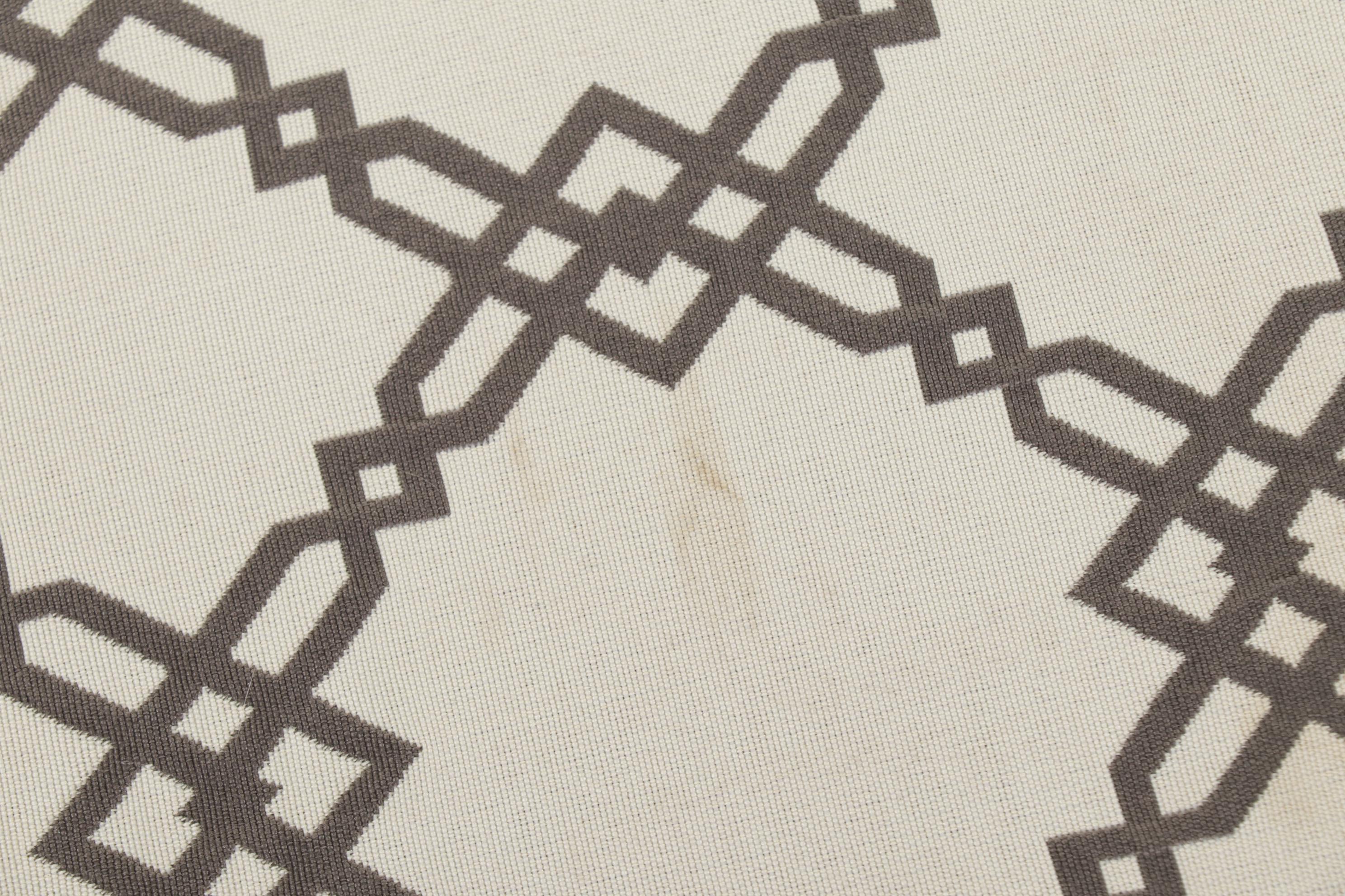 Ashley Furniture "Daystar" Oversized Cocktail Ottoman