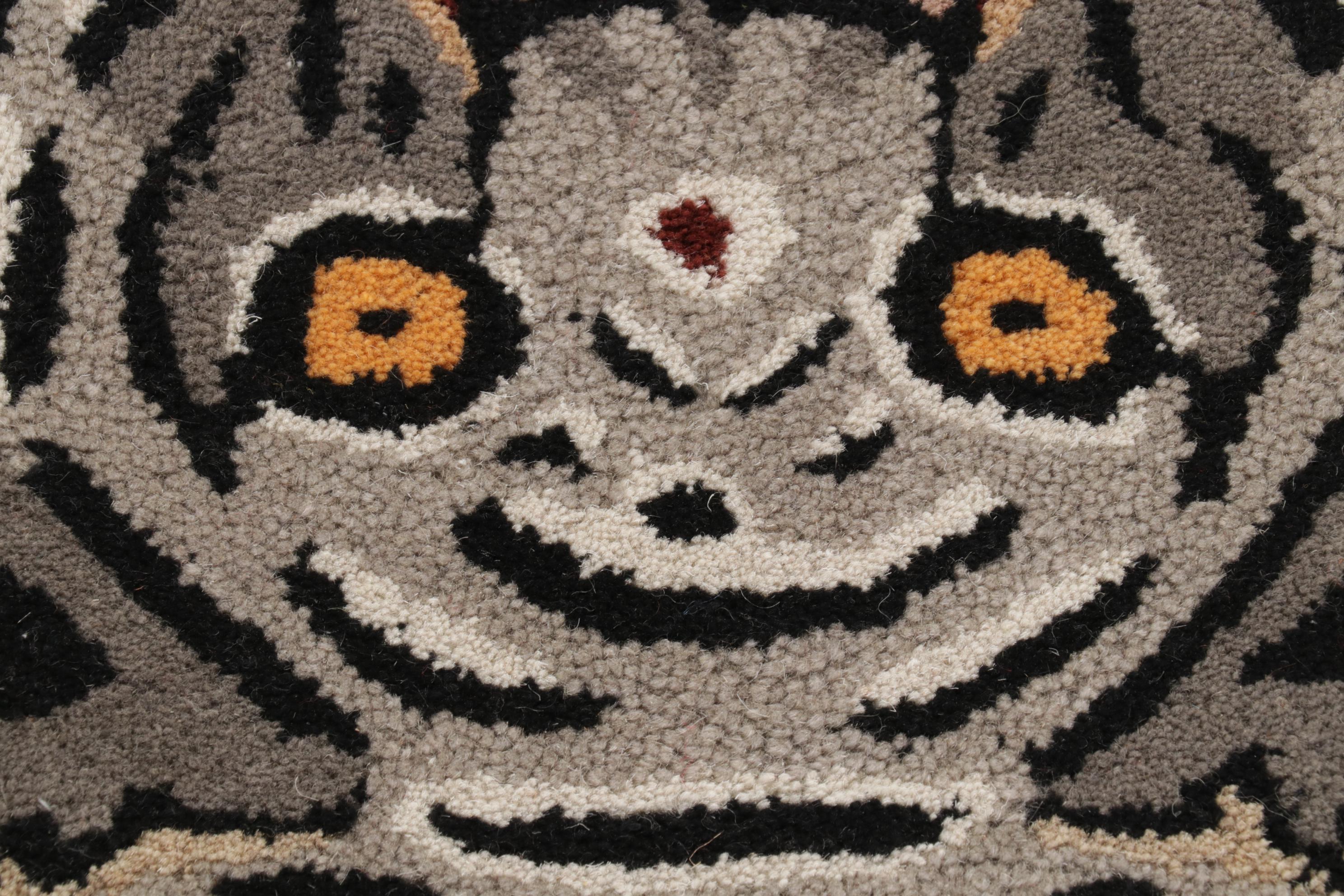 3' x 5' Hand-Tufted Tiger Shaped Pictorial Accent Rug