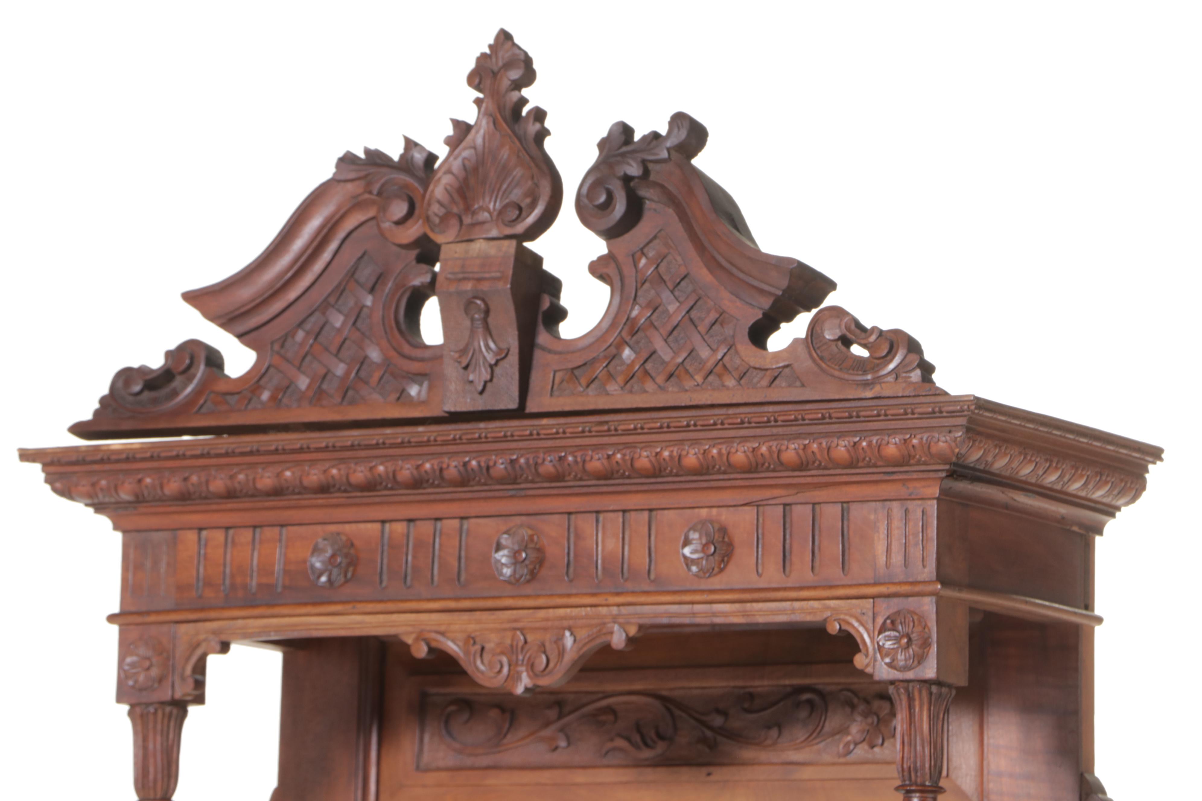 Victorian Renaissance Revival Walnut Chest of Drawers, Mid to Late 19th C
