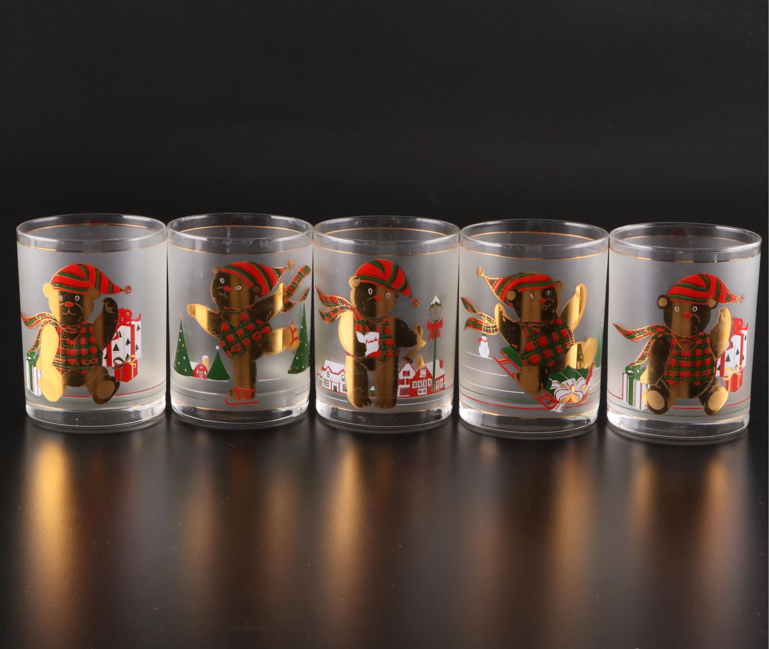 Culver Seasonal Cocktail Glass and More Christmas Theme Drinkware