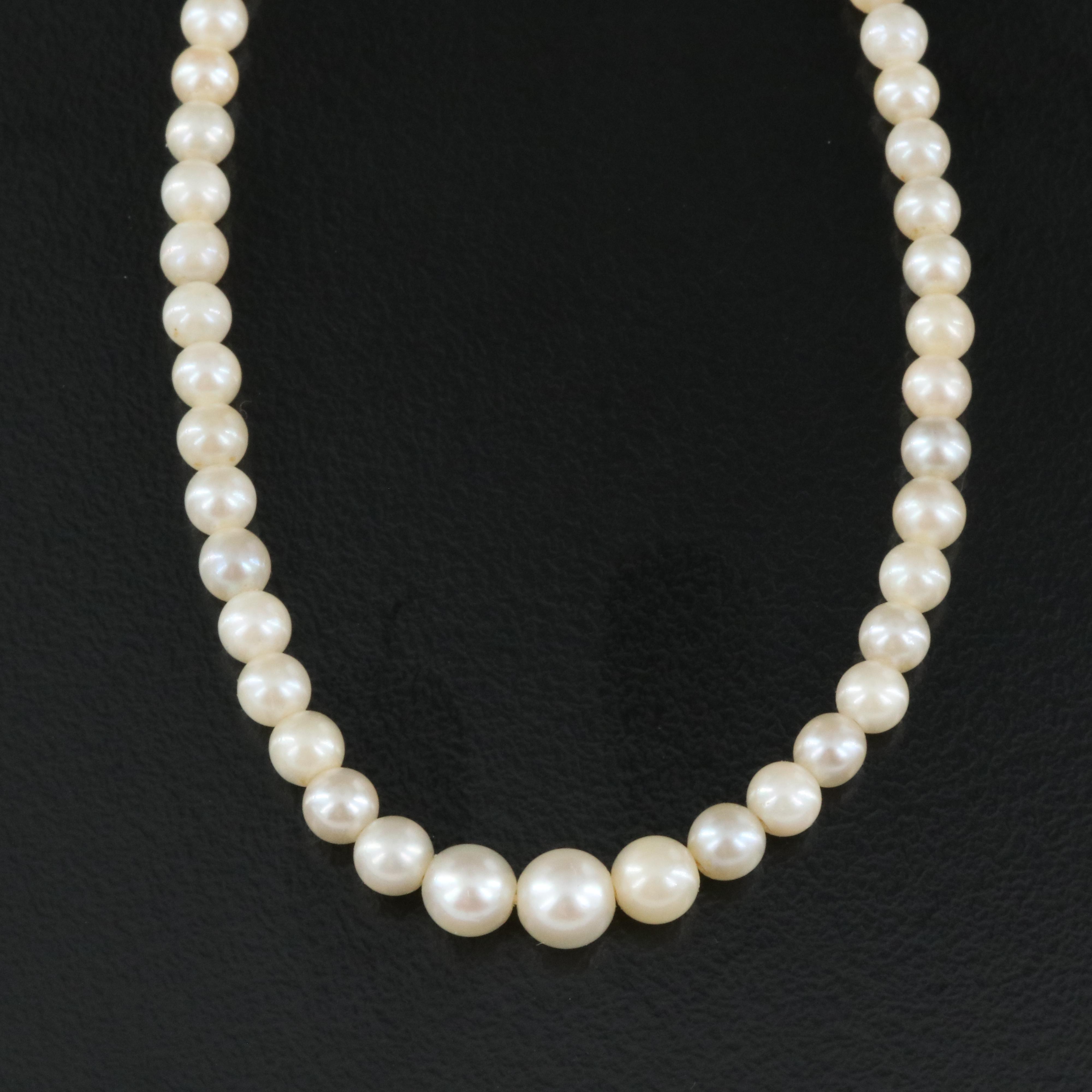 Vintage Pearl Graduated Necklace with 10K Clasp