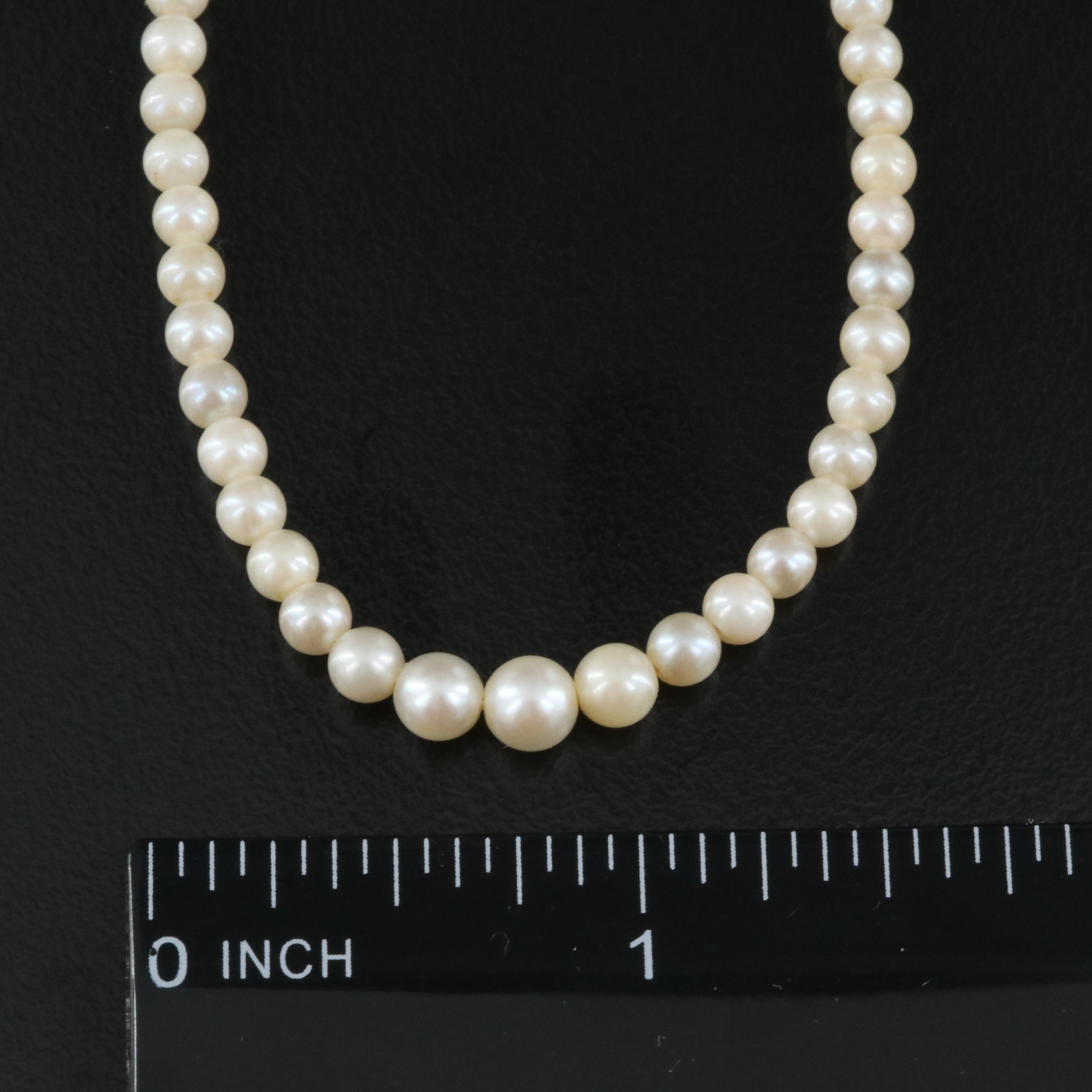 Vintage Pearl Graduated Necklace with 10K Clasp