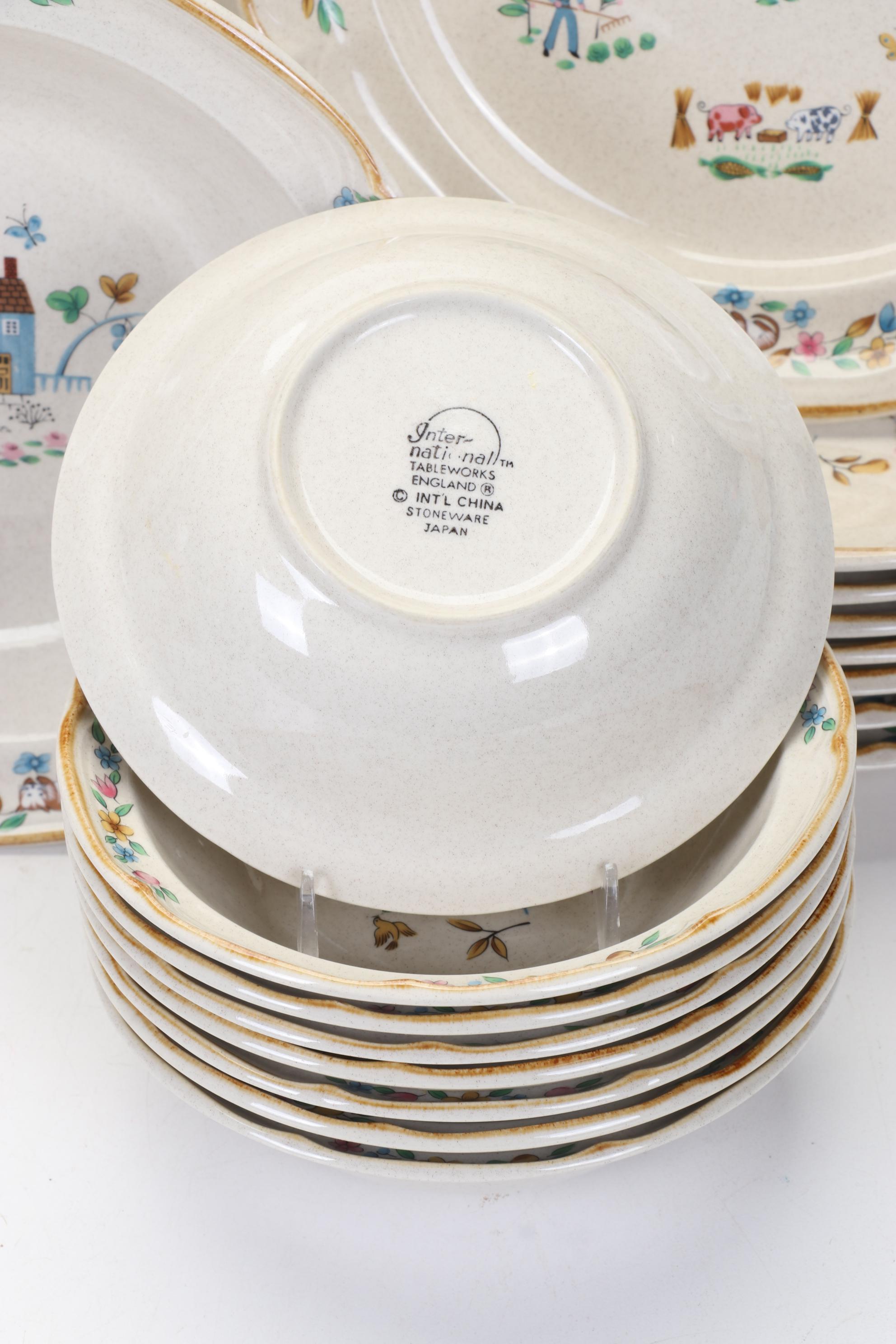International Tableworks "Heartland" Stoneware Dinnerwear, Late 20th Century