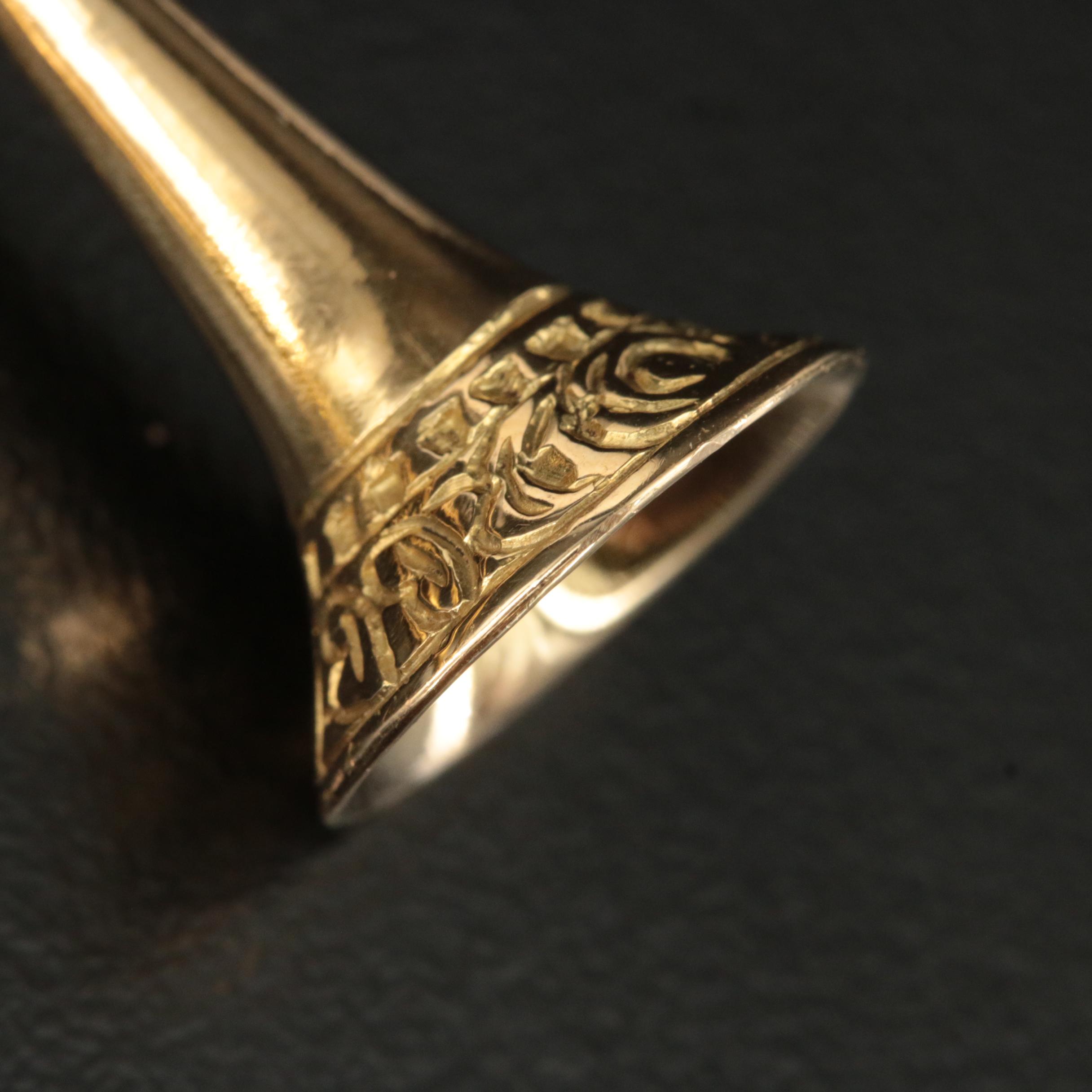 Vintage Austrian "Trompe de Chasse" 18K Hunting Horn Brooch