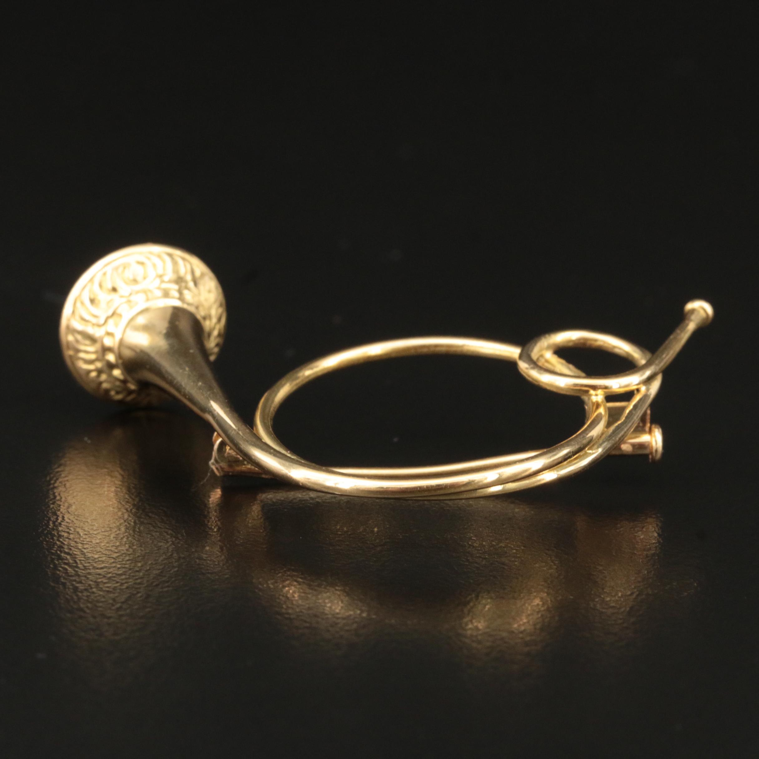 Vintage Austrian "Trompe de Chasse" 18K Hunting Horn Brooch