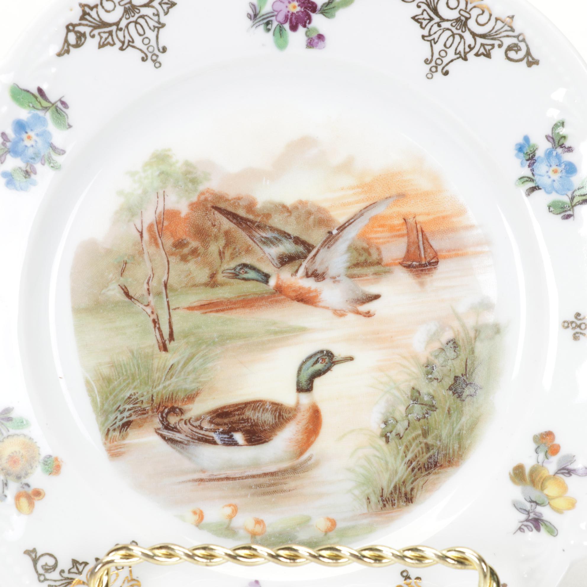 Red Cardinal Watercolor with Bird Themed Table Top Décor Collection