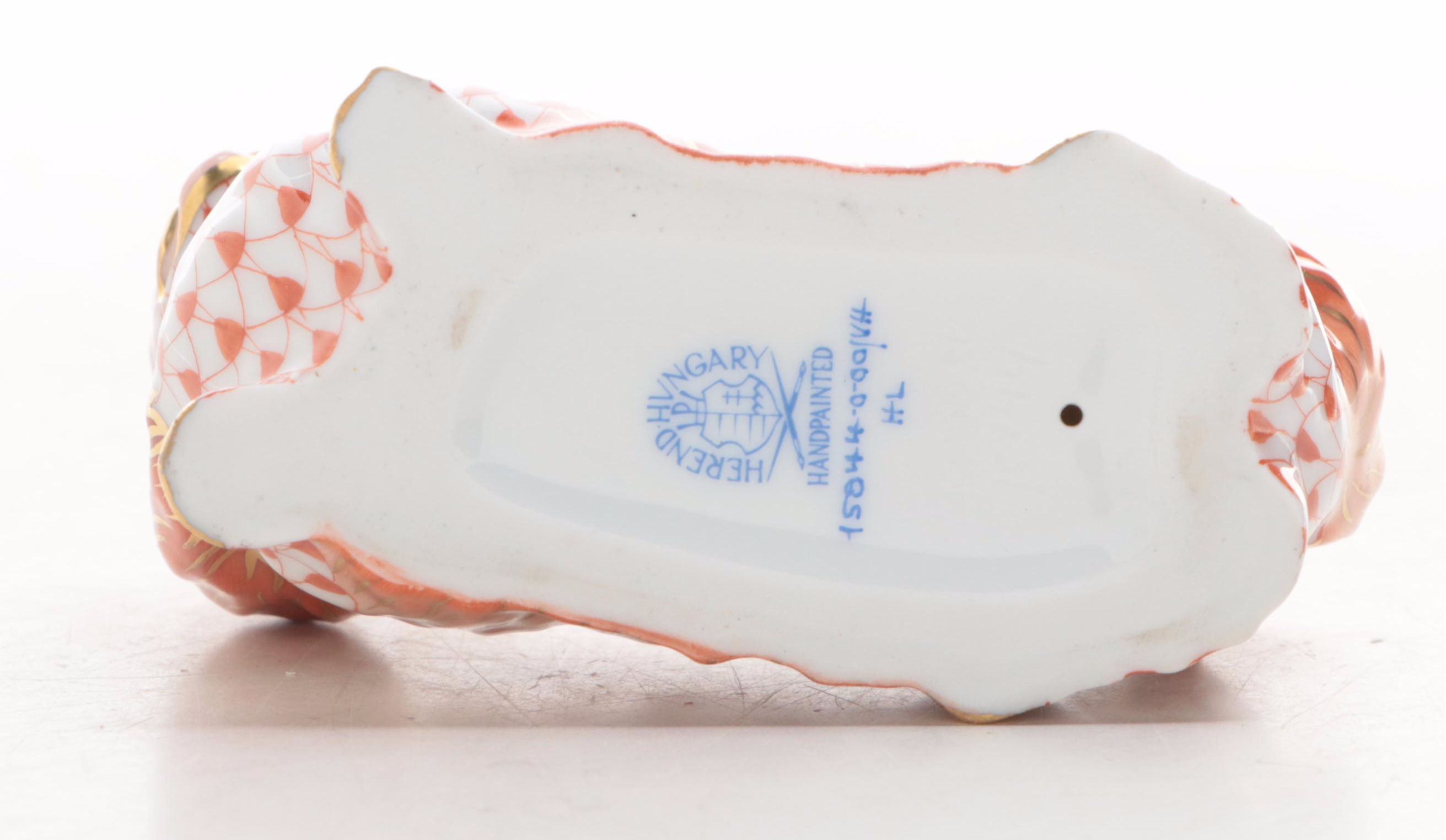 Herend Rust Fishnet with Gold "Pekingese" Porcelain Figurine