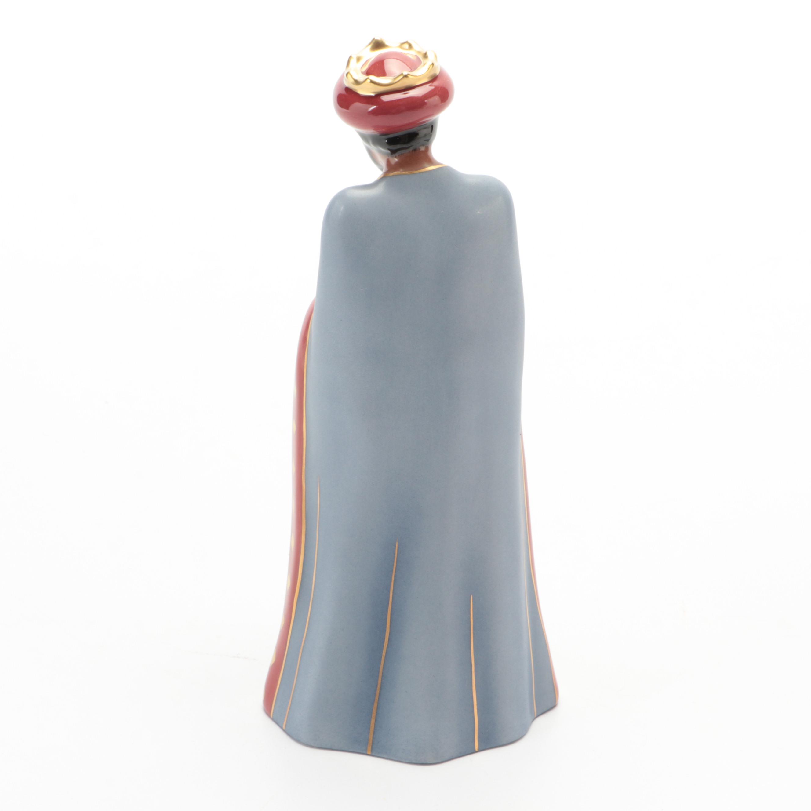 Herend Sapphire Fishnet with Gold "Balthazar" Nativity Porcelain Figurine