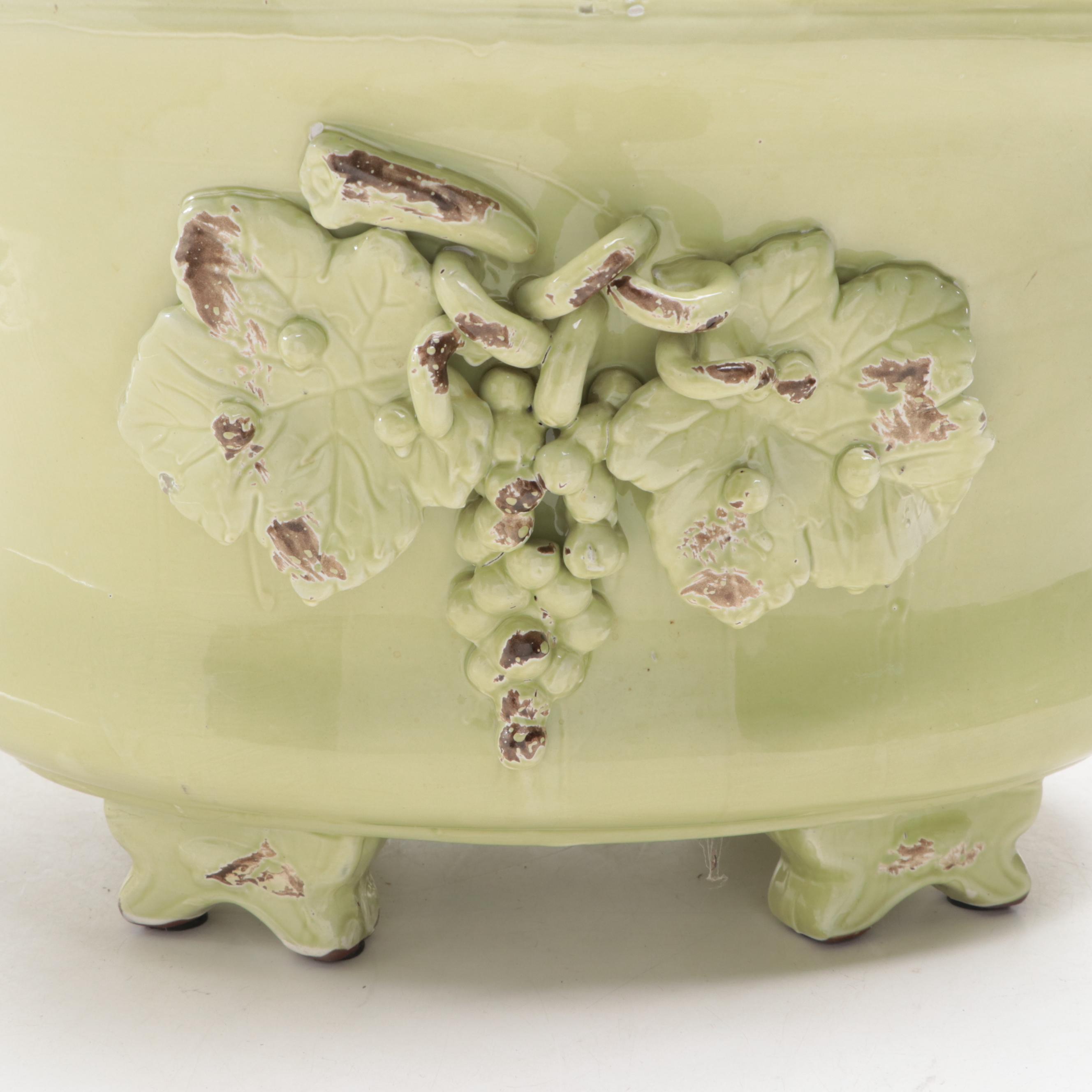 Napa Home & Garden "Tuscany" Oval Grape Leaf Tub