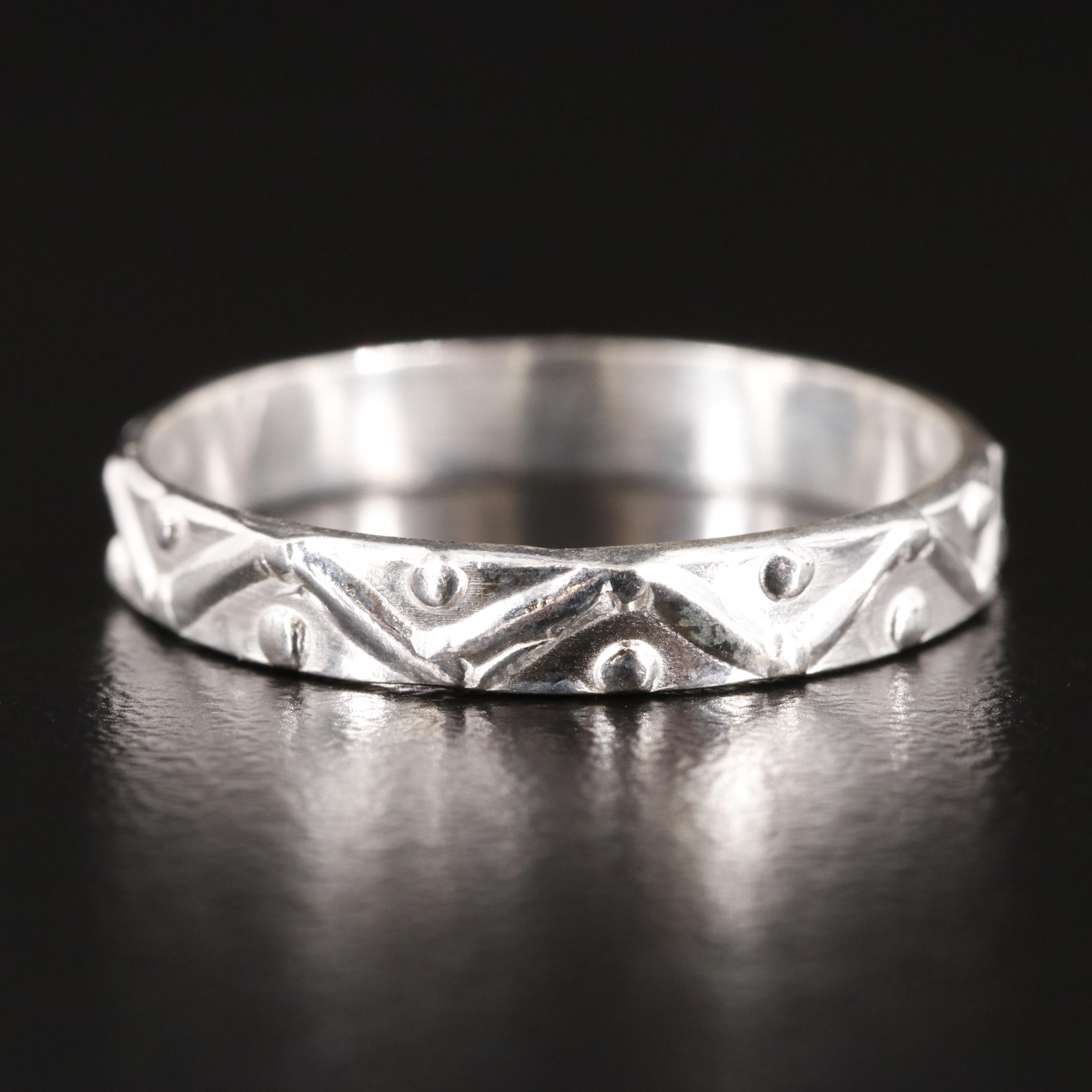 Sterling Zig Zag Band