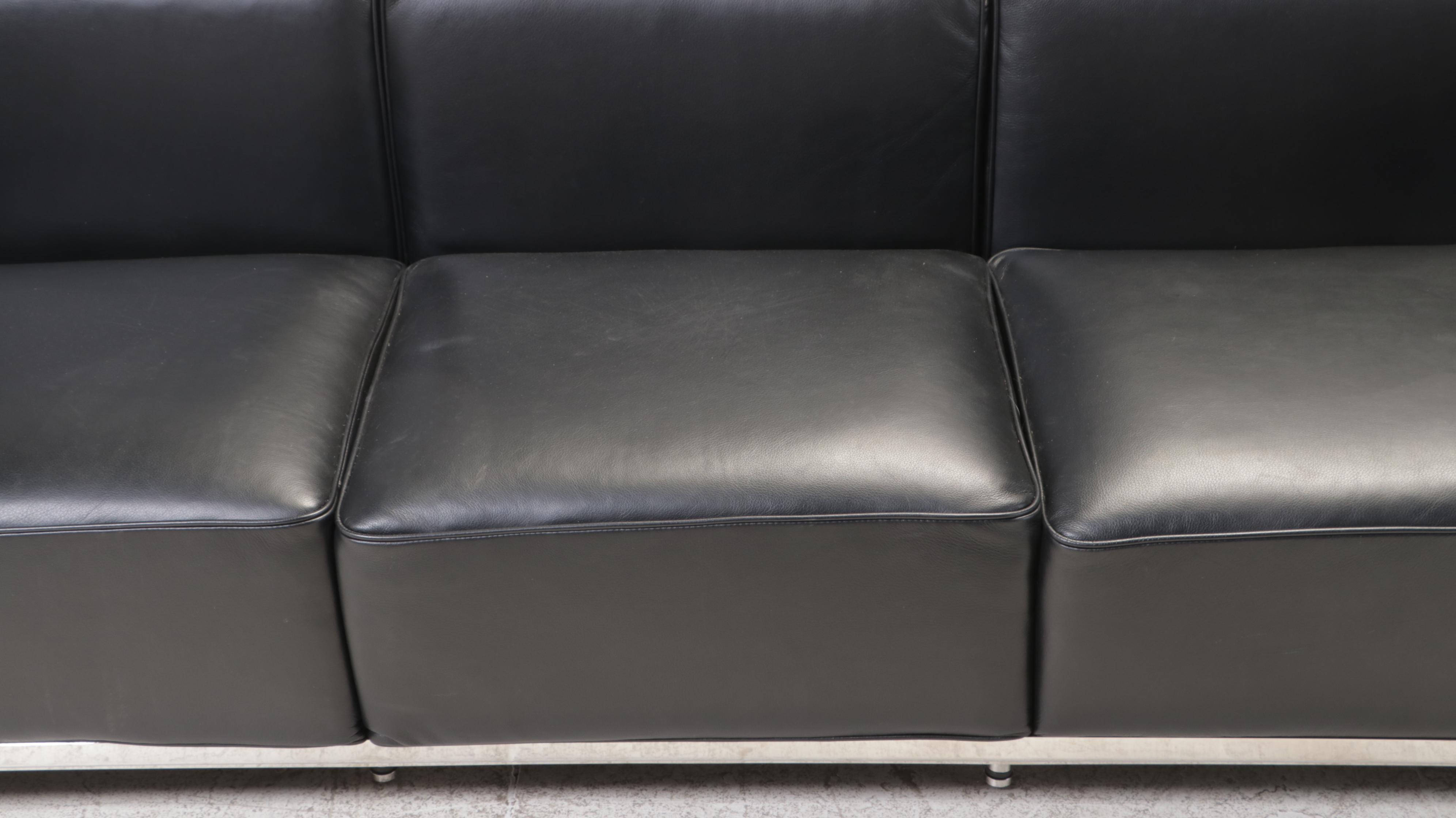 Black Leather and Chrome Sofa After Le Corbusier's Grande Model
