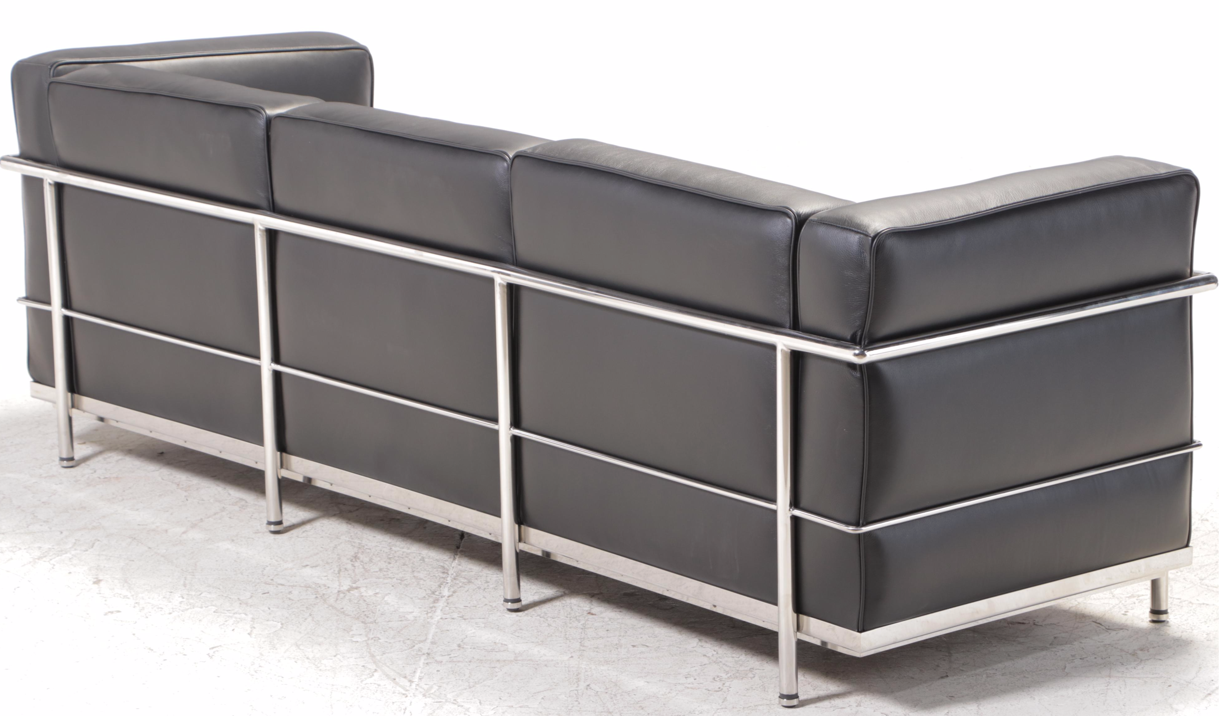 Black Leather and Chrome Sofa After Le Corbusier's Grande Model