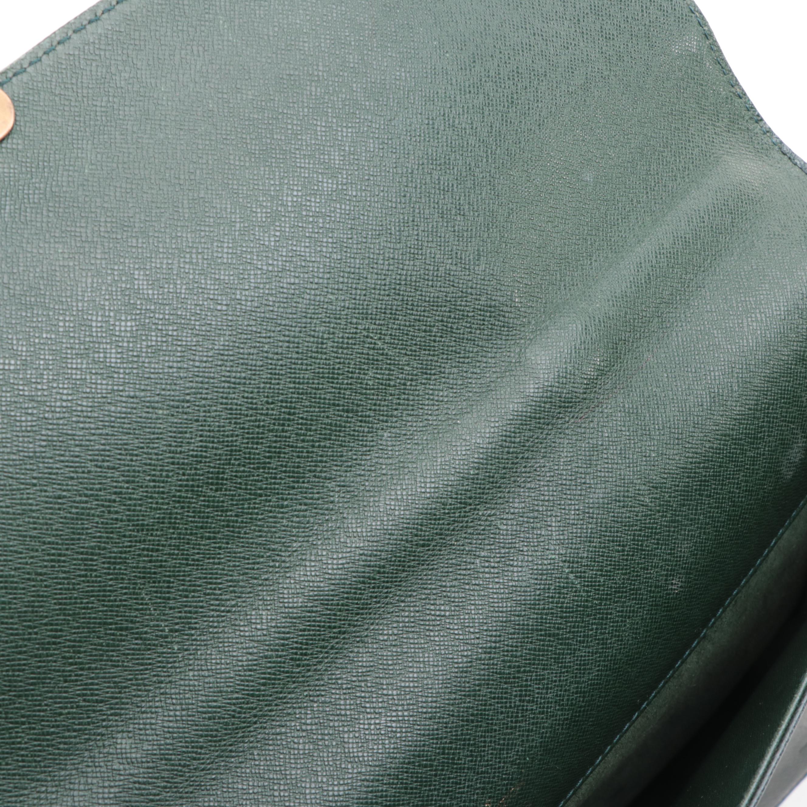 Louis Vuitton Robusto 1 Compartment Briefcase in Green Taïga Leather