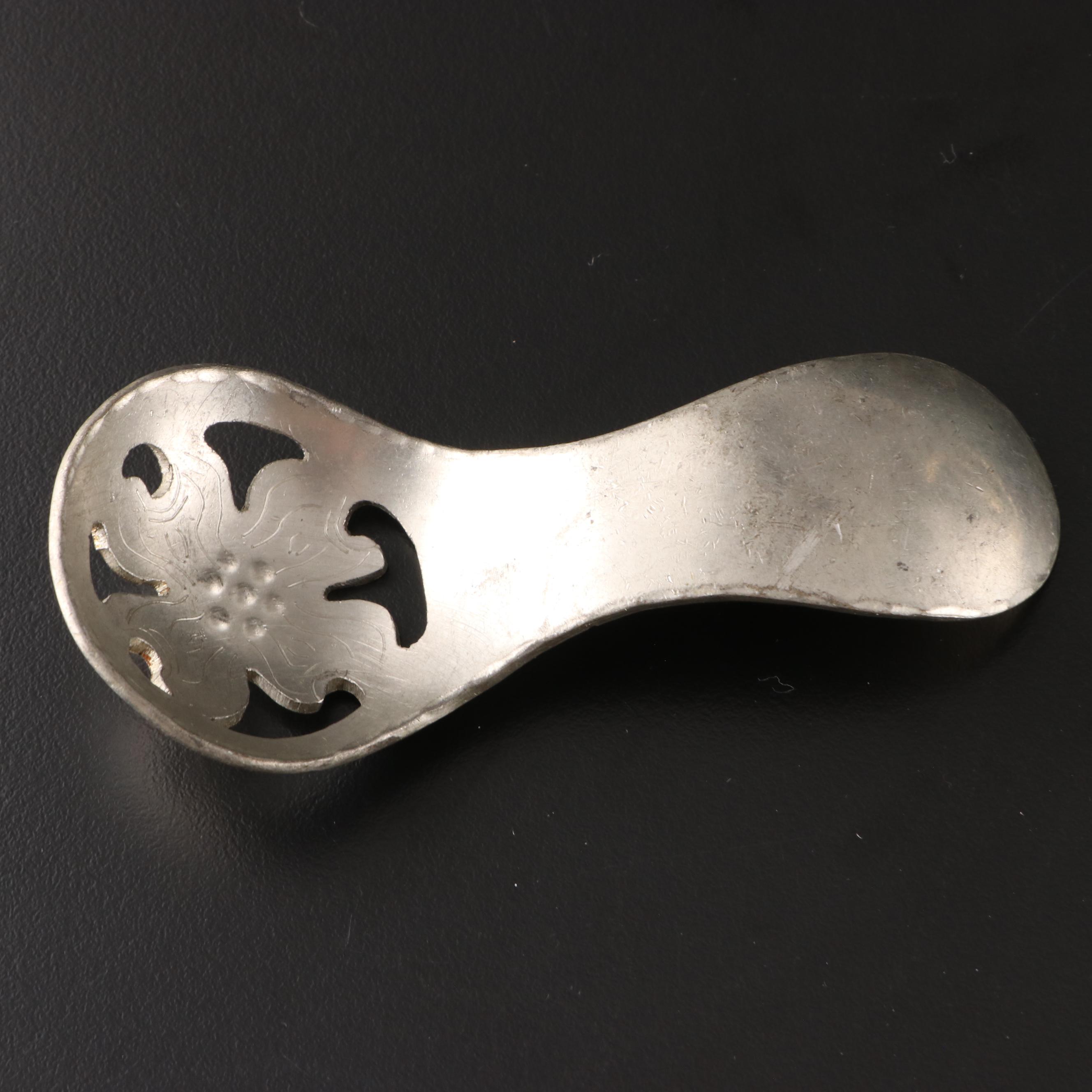 Riverwood Crafts Pewter Tableware with Assorted Pewter Collection