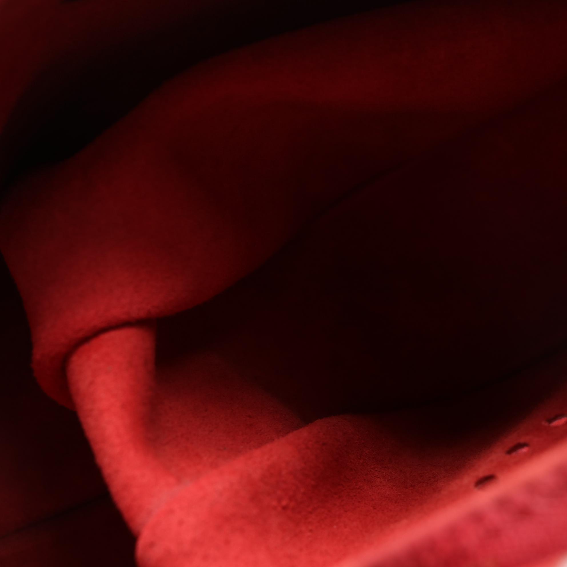 Hermès Evelyne Gen I GM Bag in Red Courchevel Leather