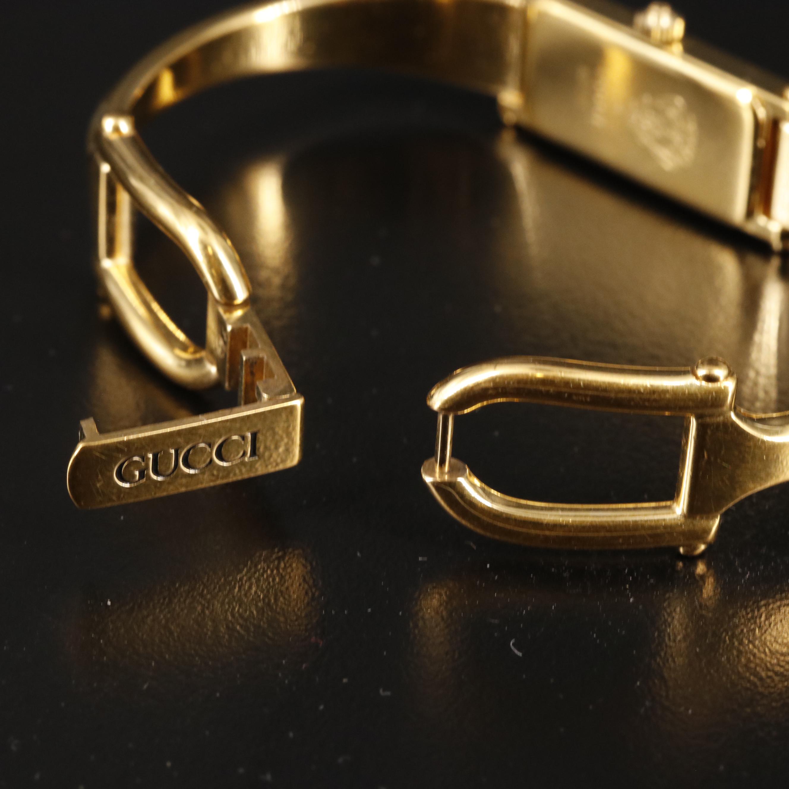 Gucci 1500L Bangle Watch