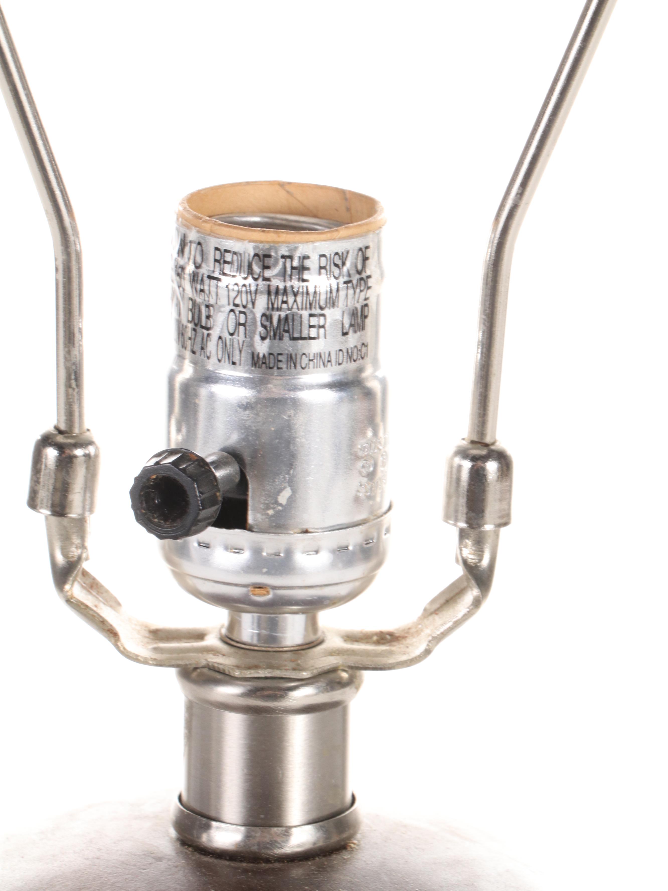 Chinese Floral Motif Porcelain Vase Table Lamp, Mid to Late 20th Century