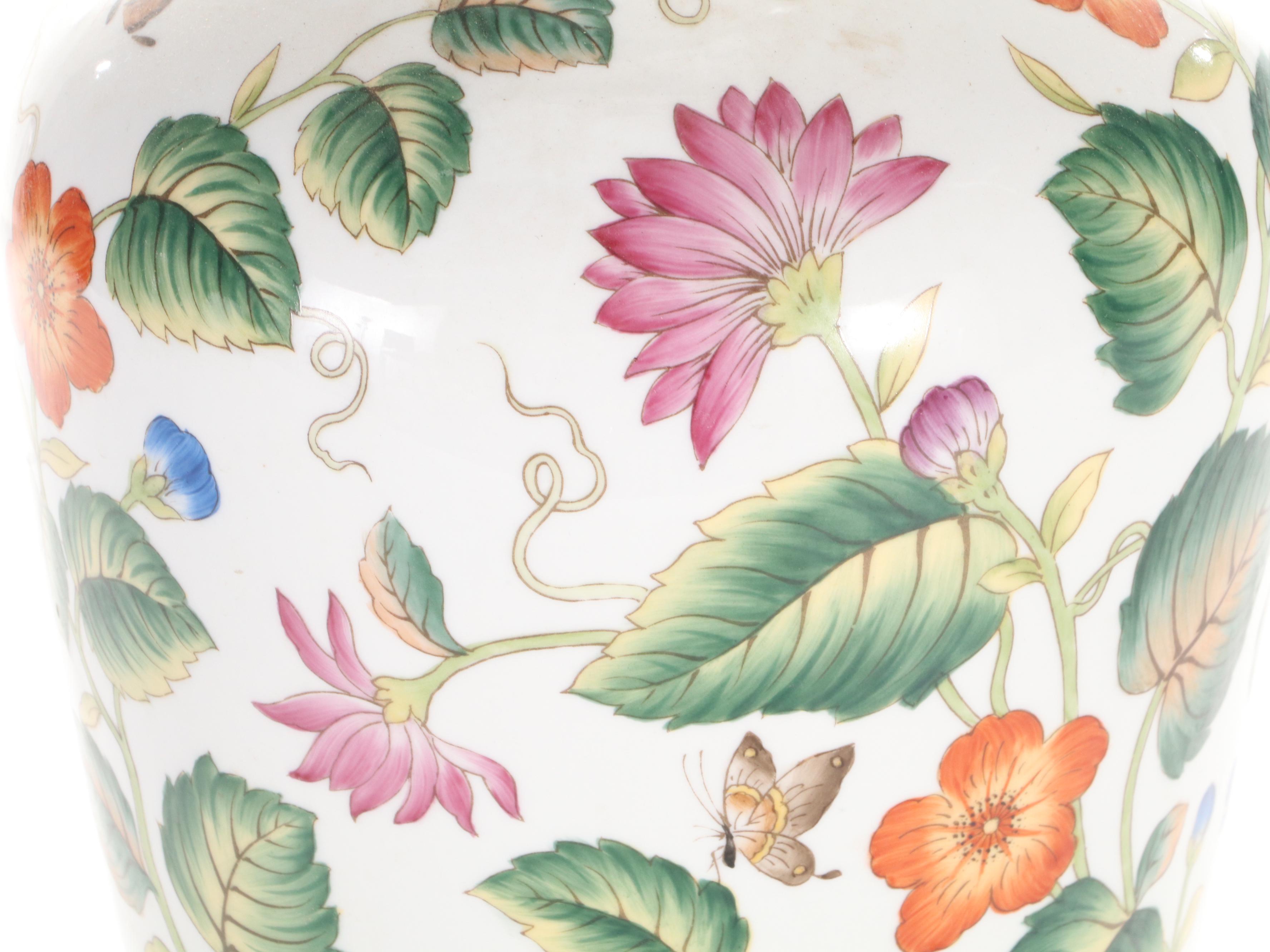 Chinese Floral Motif Porcelain Vase Table Lamp, Mid to Late 20th Century