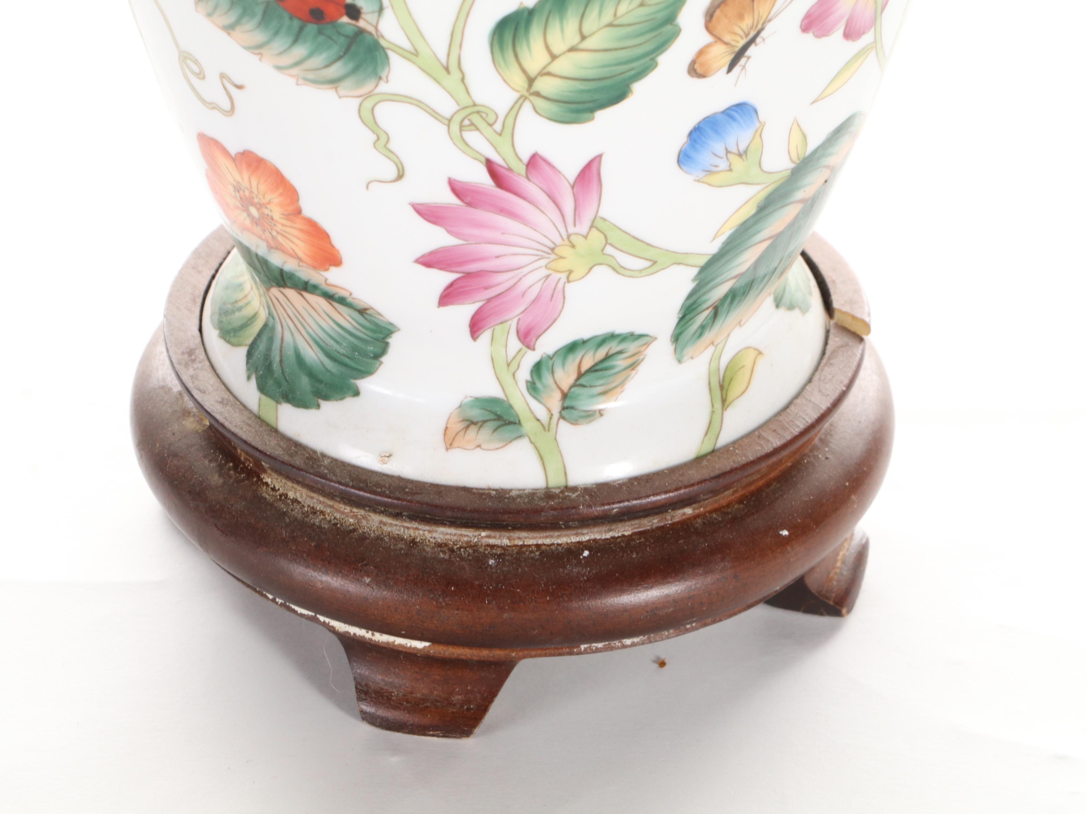 Chinese Floral Motif Porcelain Vase Table Lamp, Mid to Late 20th Century