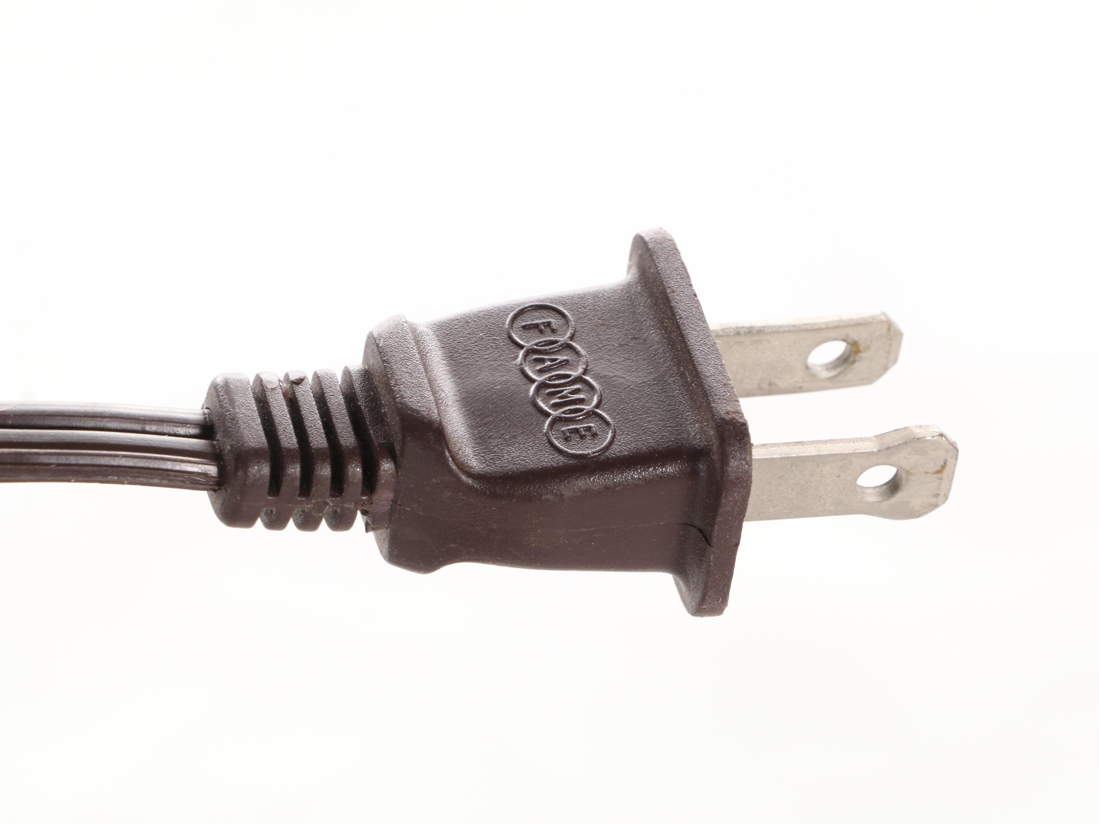 Chinese Floral Motif Porcelain Vase Table Lamp, Mid to Late 20th Century