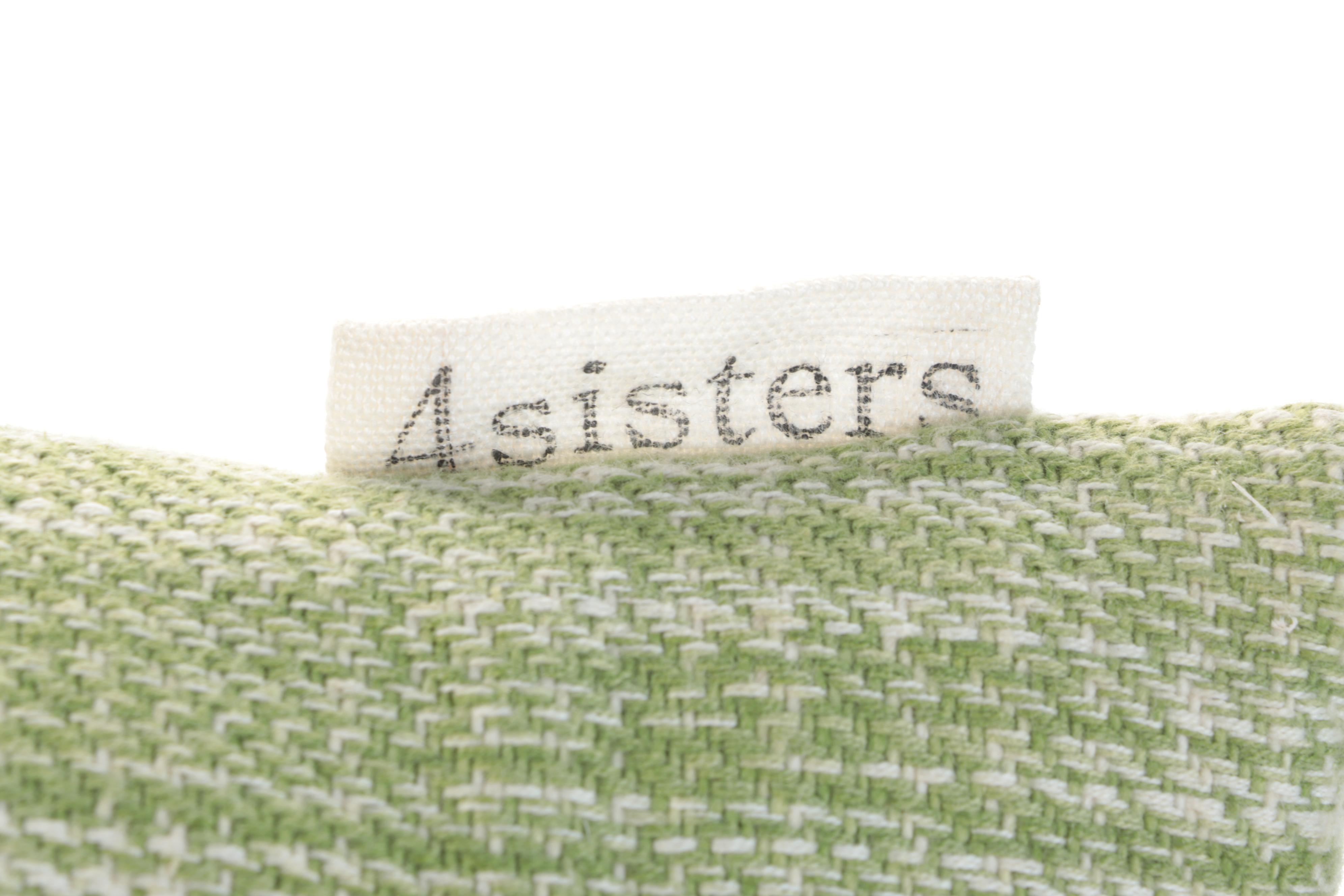 4 Sisters Applique and Other Crewel Accent Pillows With Art Poles Garden Décor