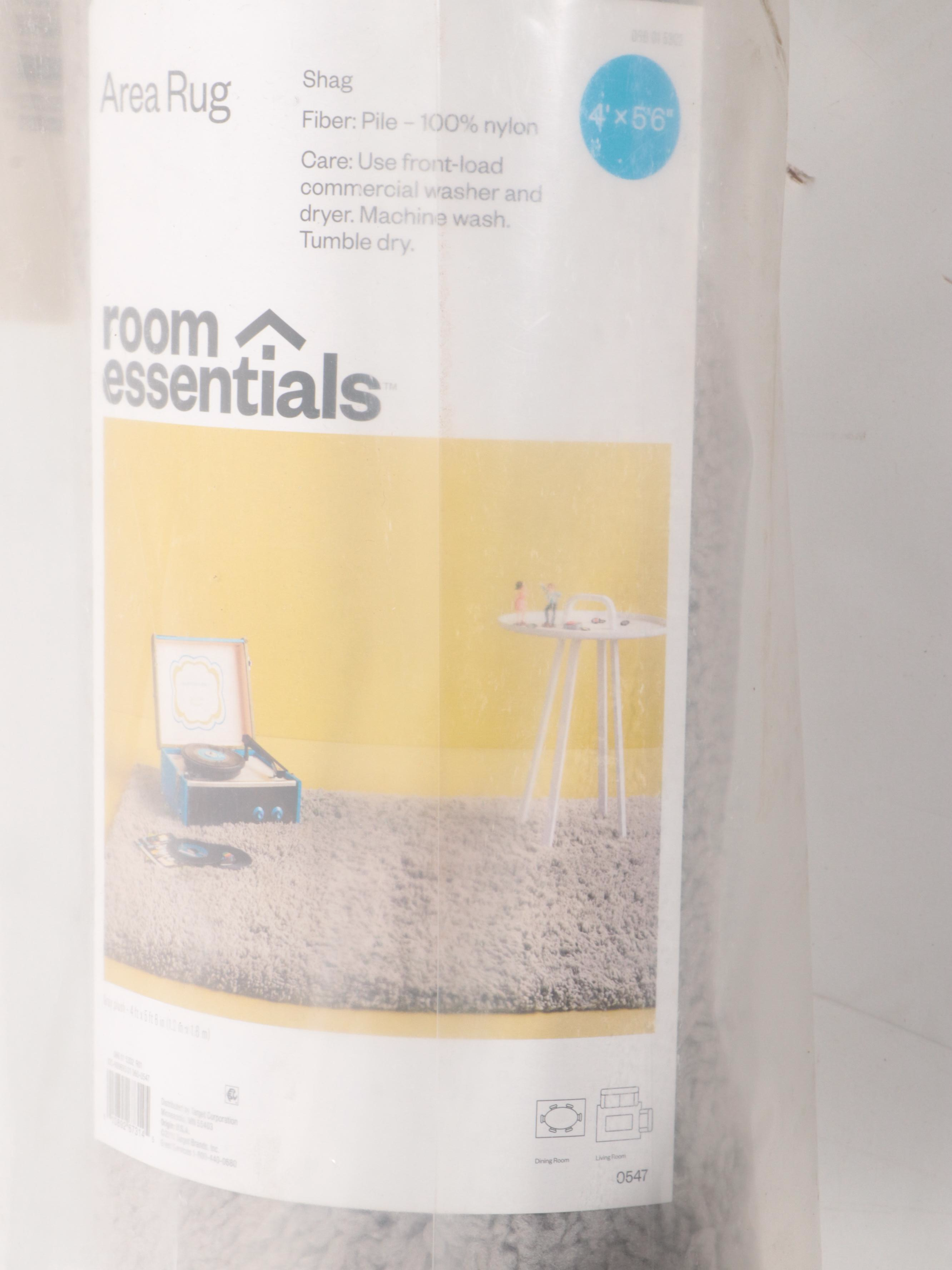 4' x 5'6 Machine Made Room Essentials Grey Plush Shag Area Rug