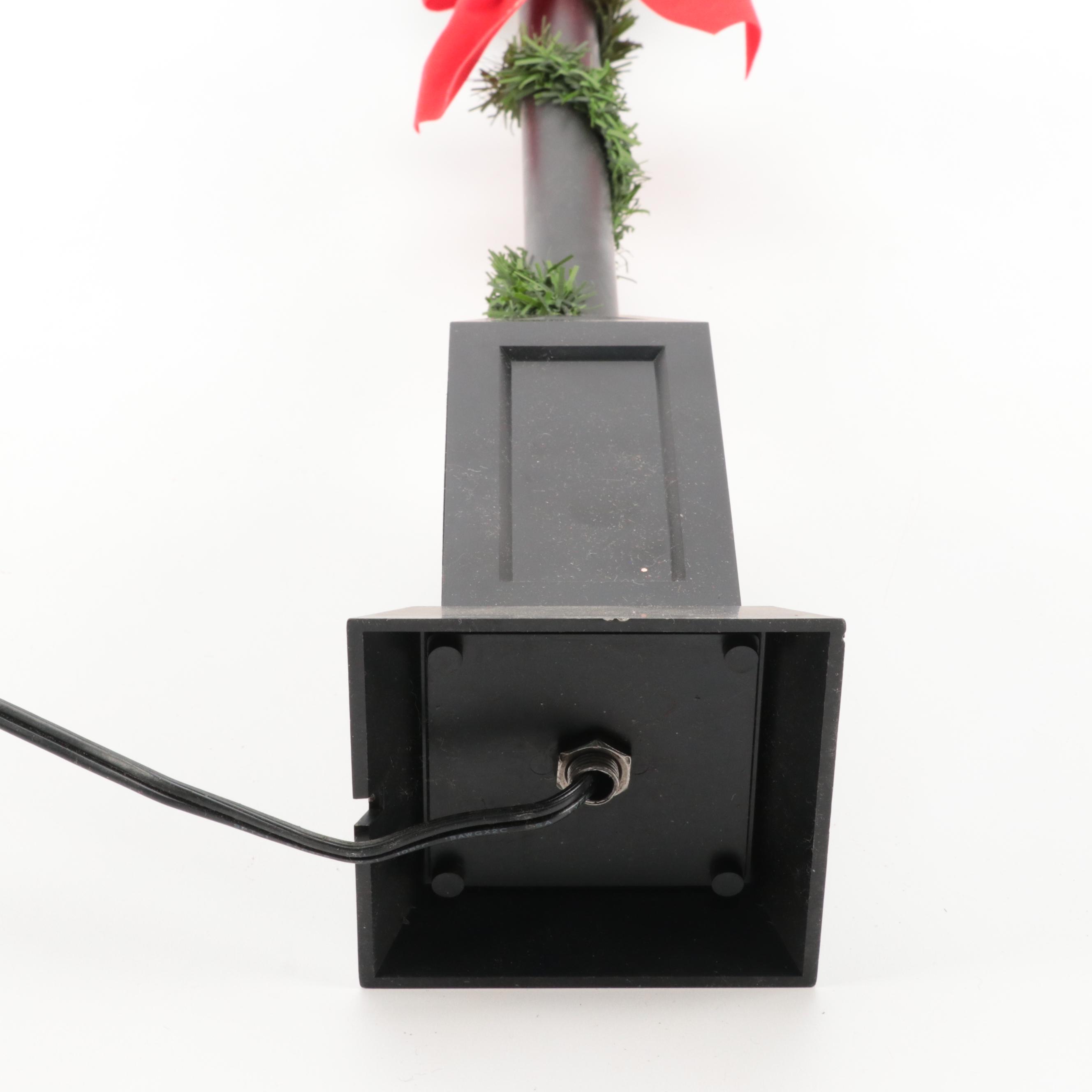 Byers' Choice The Carolers Figures, Late 20th Century