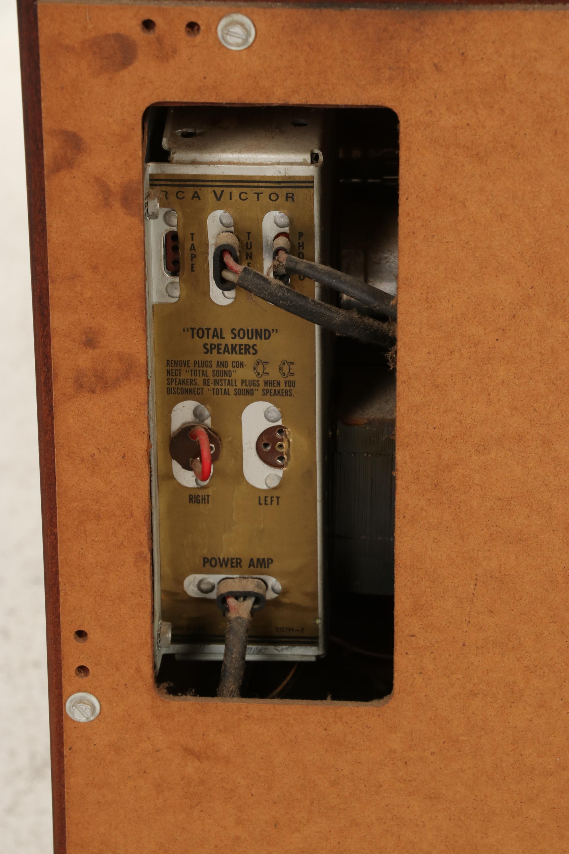 RCA Victor AM/FM "Living Stereo" System in Mahogany Console Cabinet, 1960s