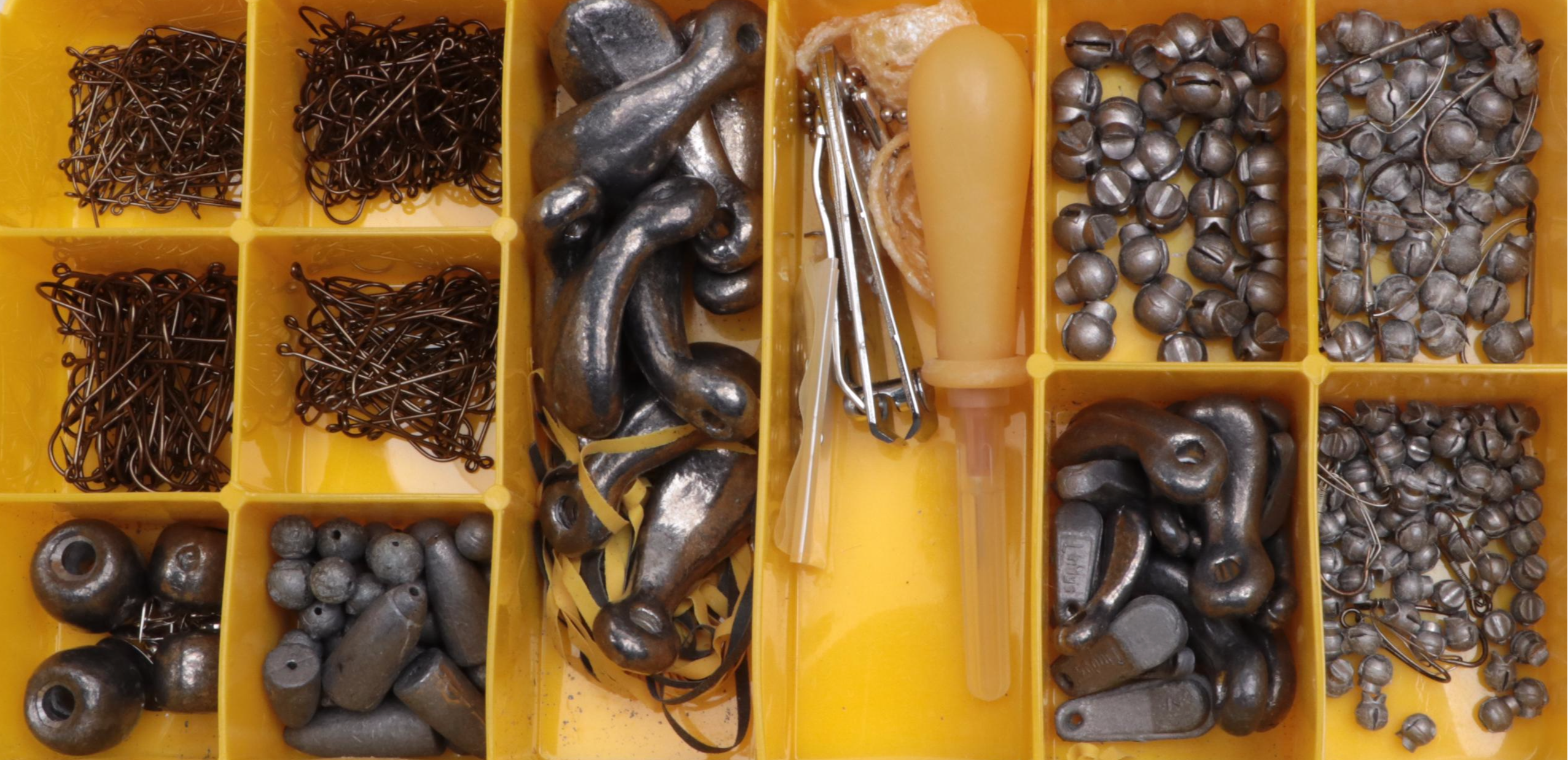 Umco Model 42 Tackle Box with Fishing Lure and Hook Collection