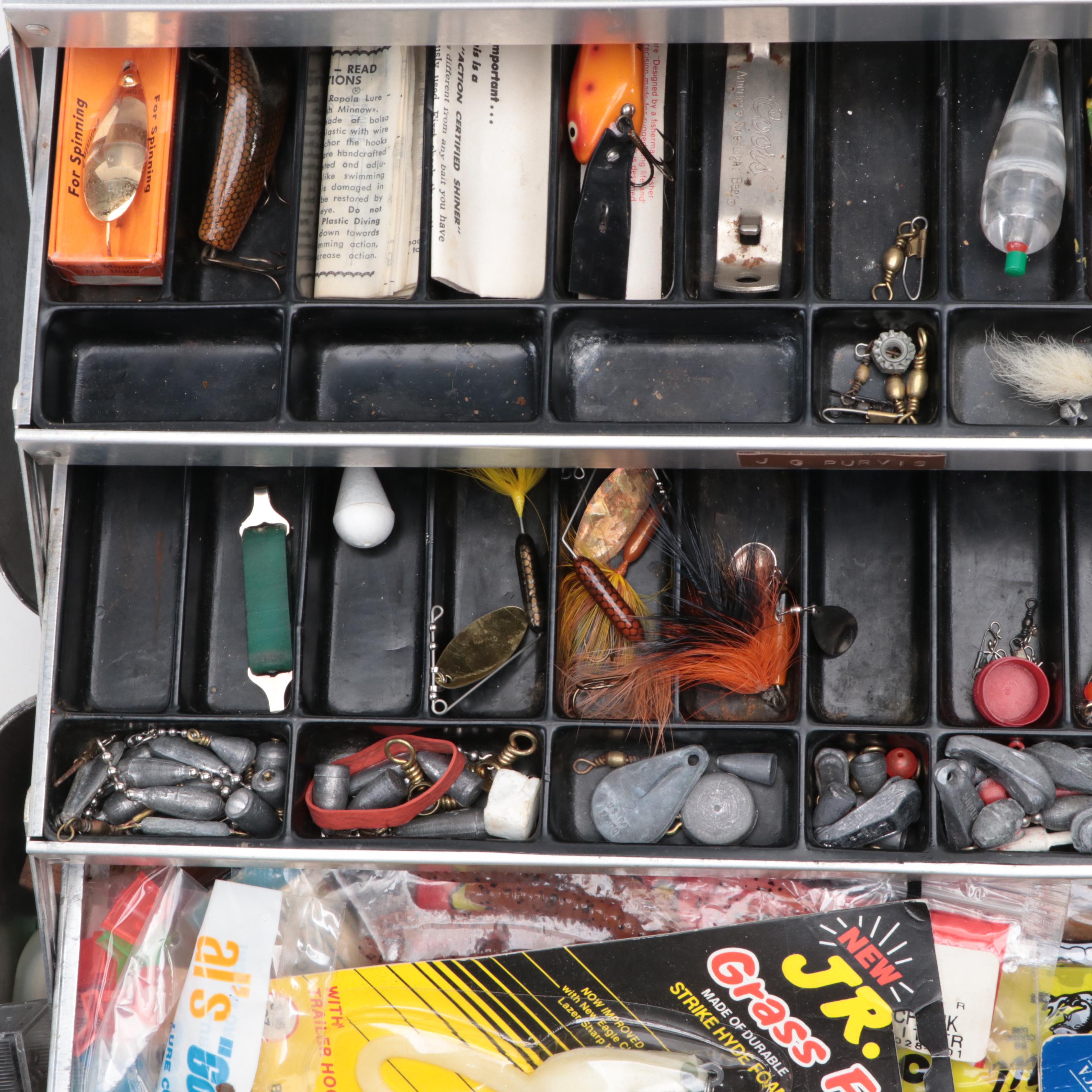 Umco Model 42 Tackle Box with Fishing Lure and Hook Collection