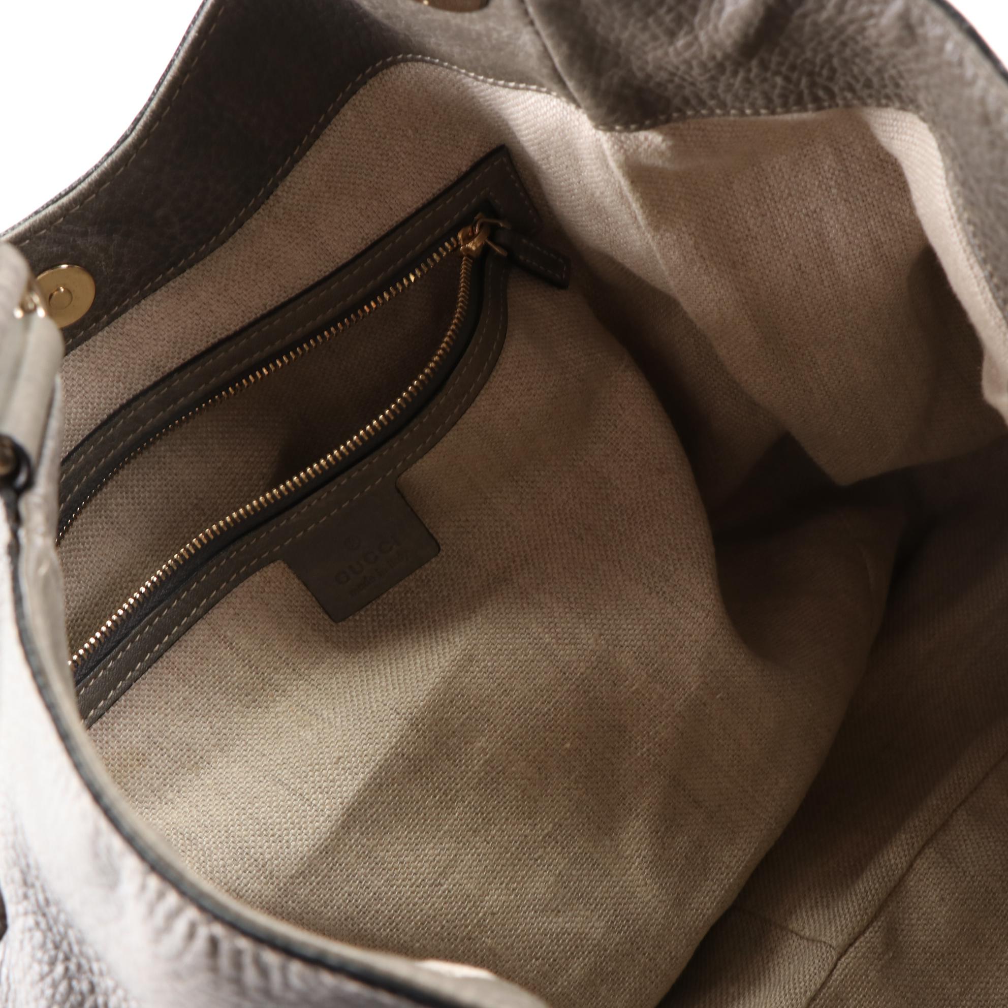 Gucci Charlotte Shoulder Tote in Grained Leather with Stitching Detail