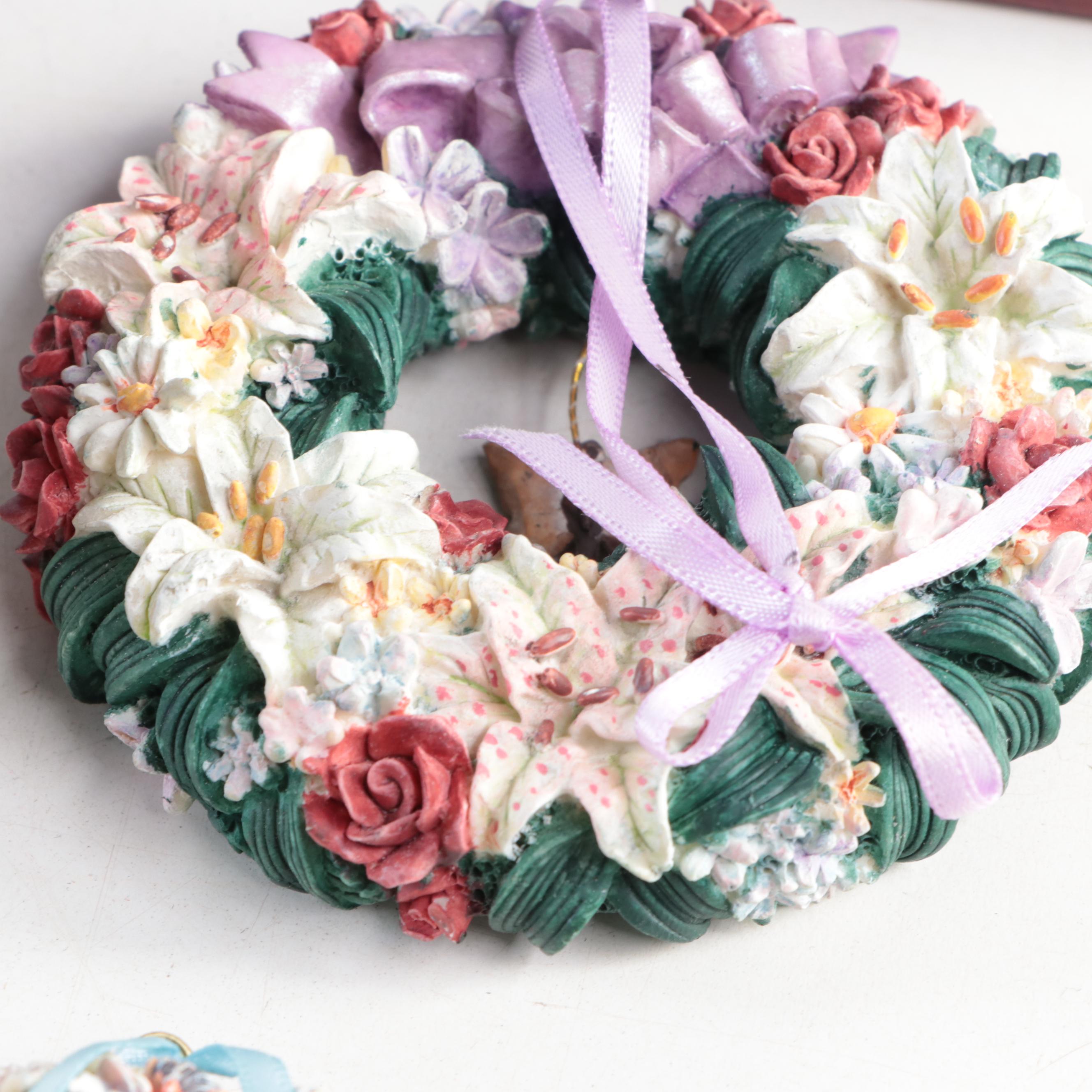 Bradford Exchange Ornaments, Miniature Hanging Plates With Music Box