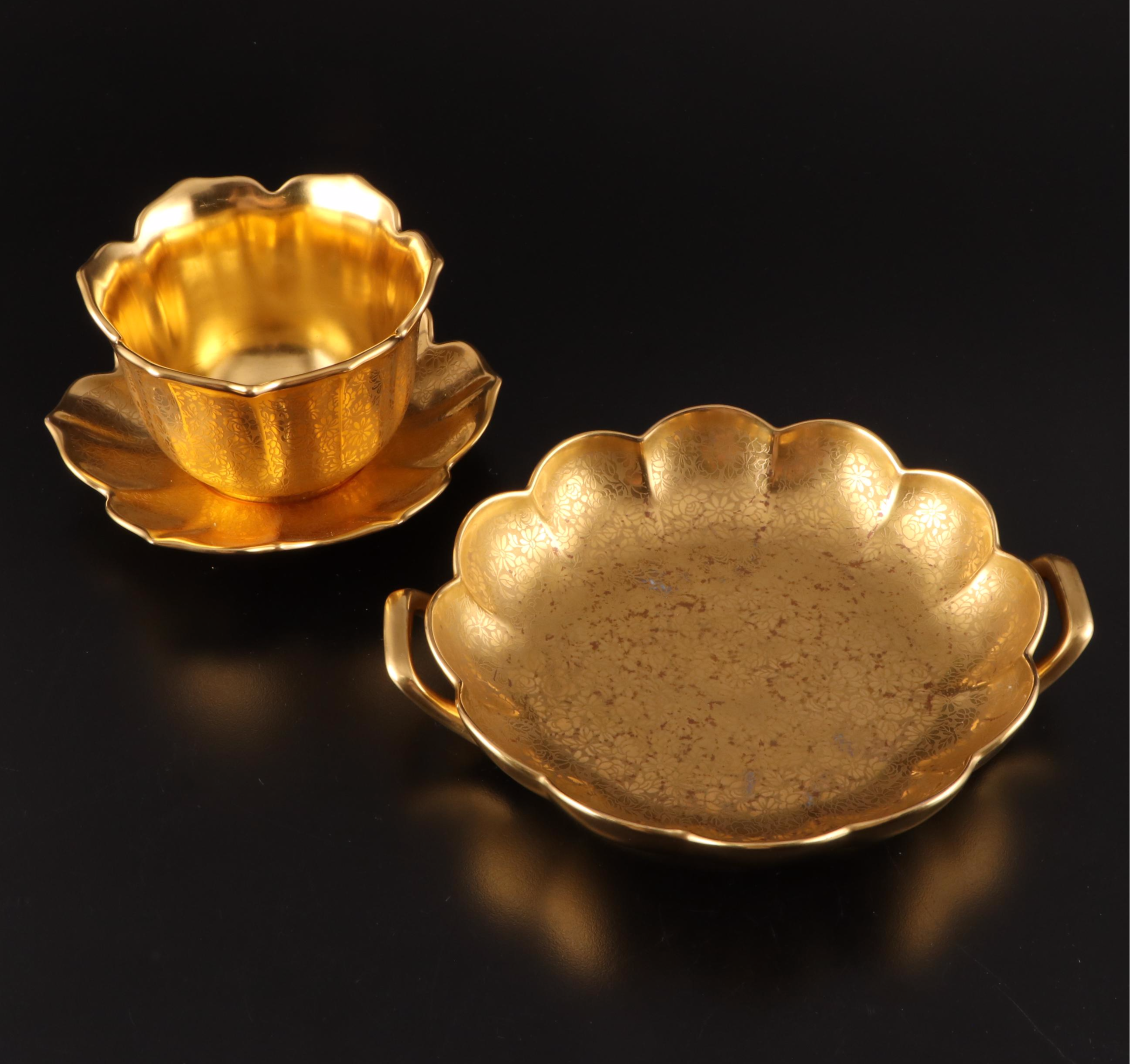 Pickard "Edgerton" Bavarian Gilded China Dinnerware with Floral Bouquet