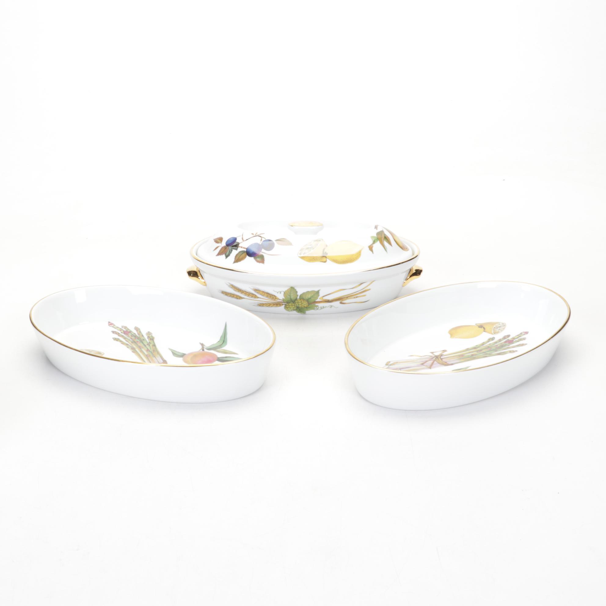 Royal Worcester "Evesham" Porcelain Dinnerware Service for Eight