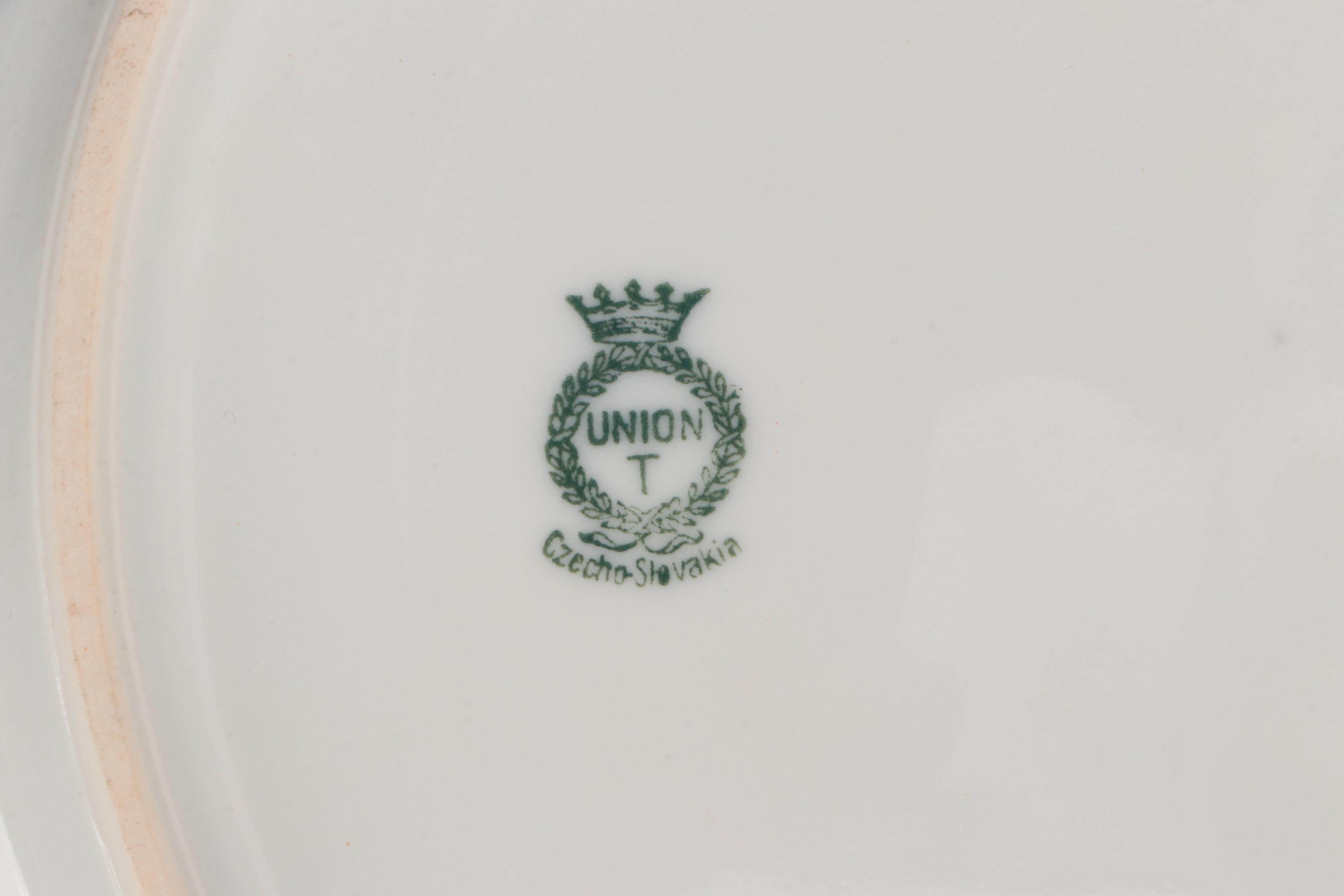 Herend "Rothschild Bird" Creamer and Other Porcelain with Art Glass Decor