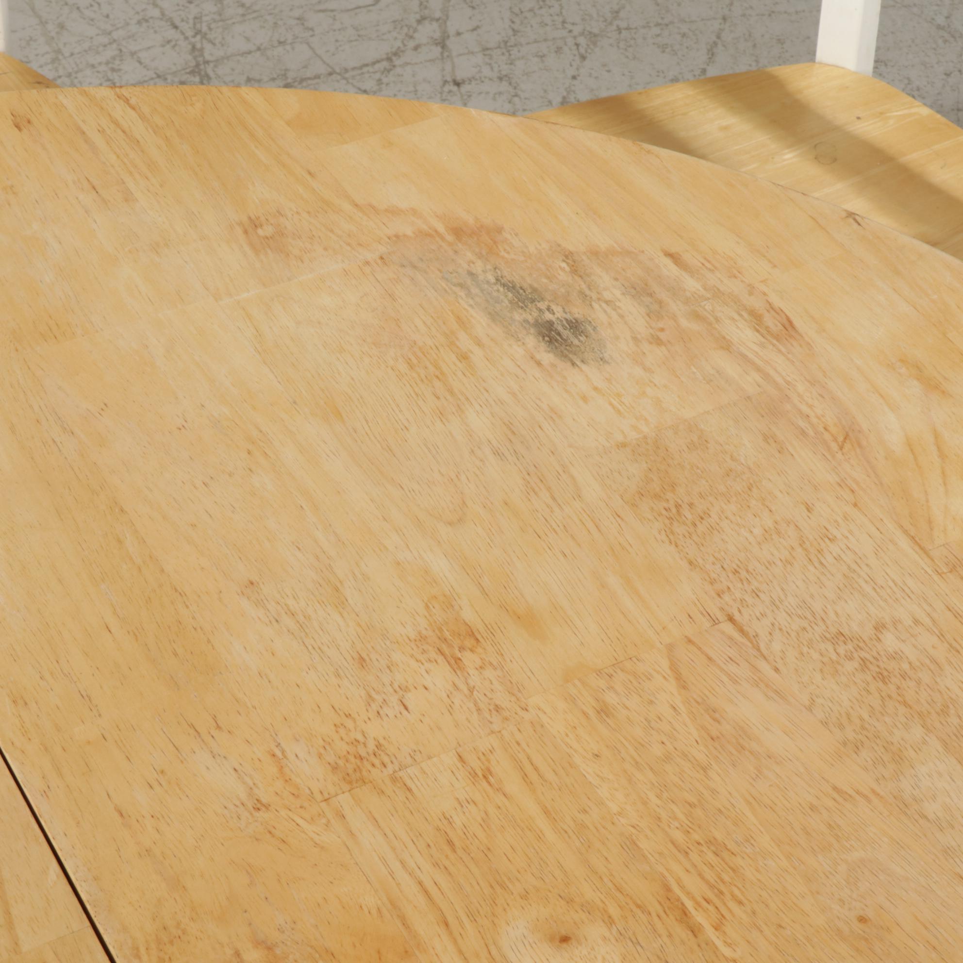 Ligo Farmhouse Style Parcel White-Painted Pedestal Dining Table and Four Chairs