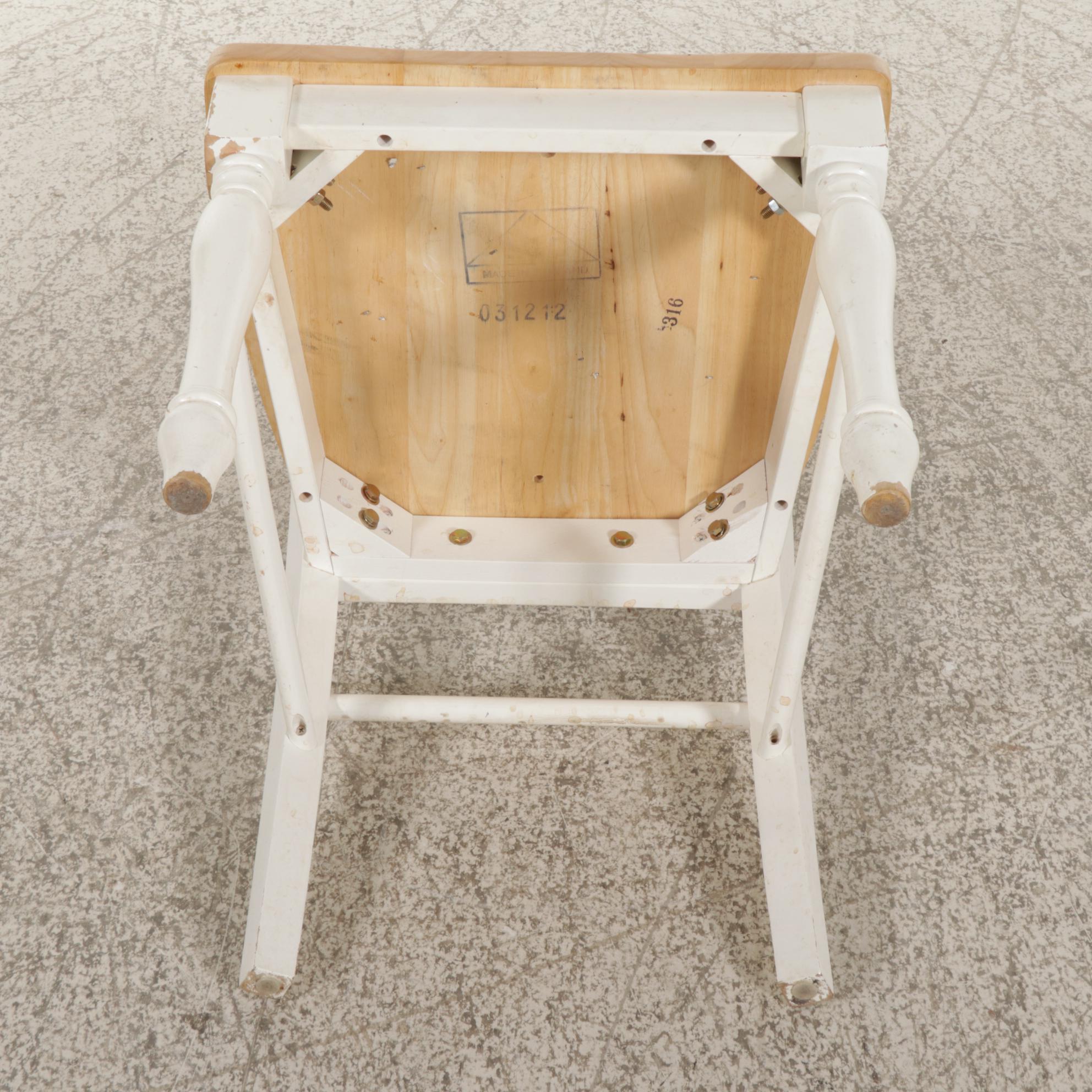 Ligo Farmhouse Style Parcel White-Painted Pedestal Dining Table and Four Chairs