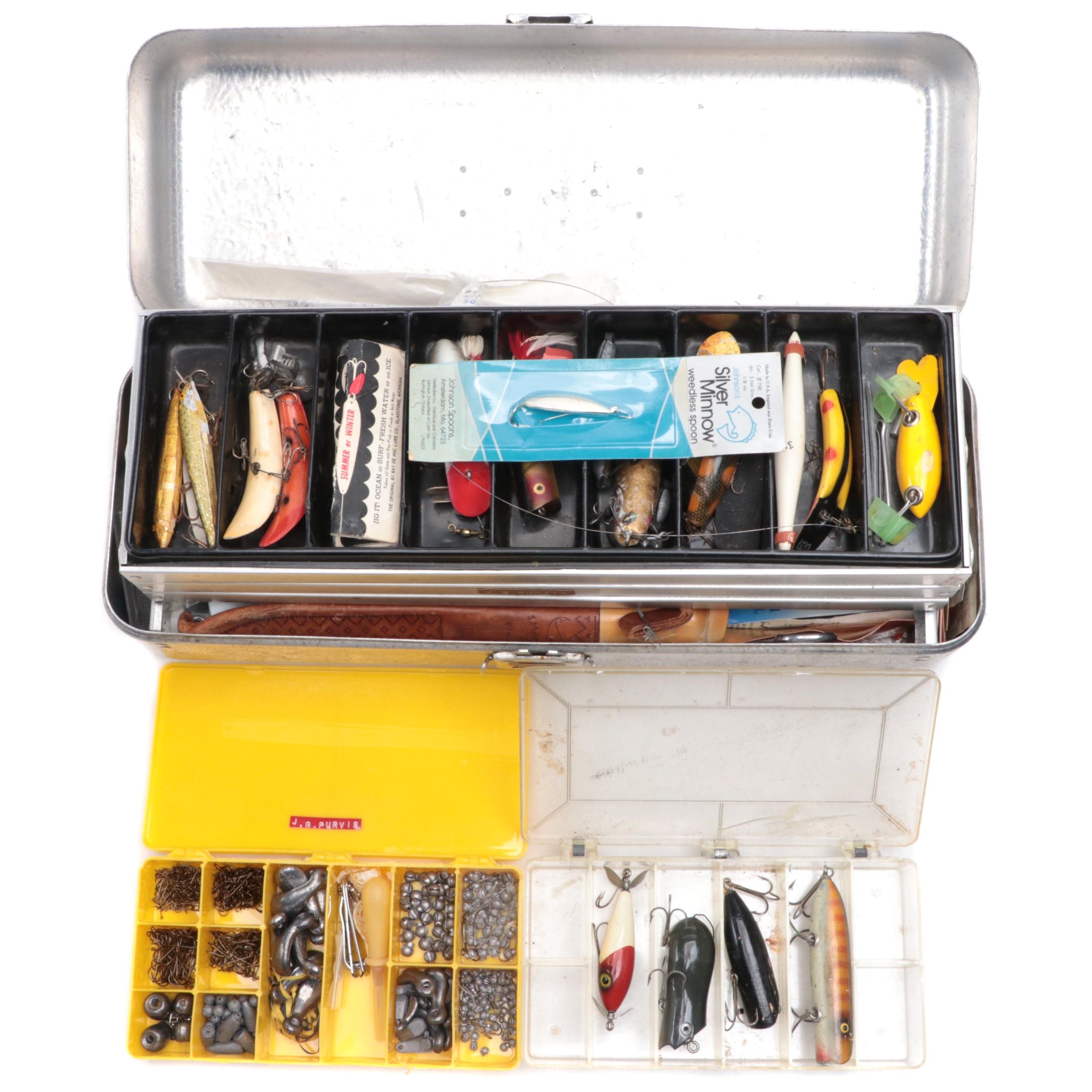Umco Model 42 Tackle Box with Fishing Lure and Hook Collection