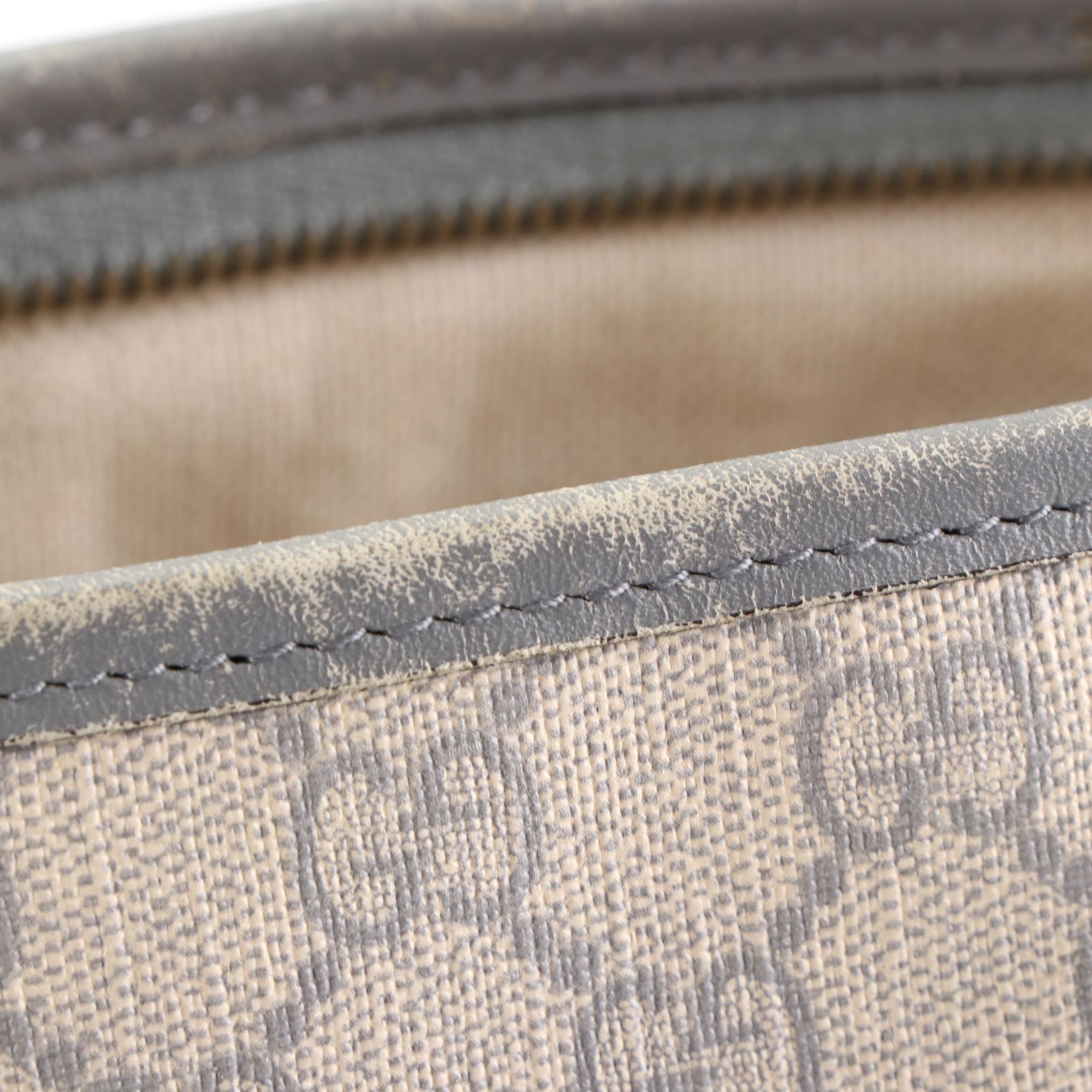 Gucci Small Tote Bag in GG Supreme Coated Canvas and Leather