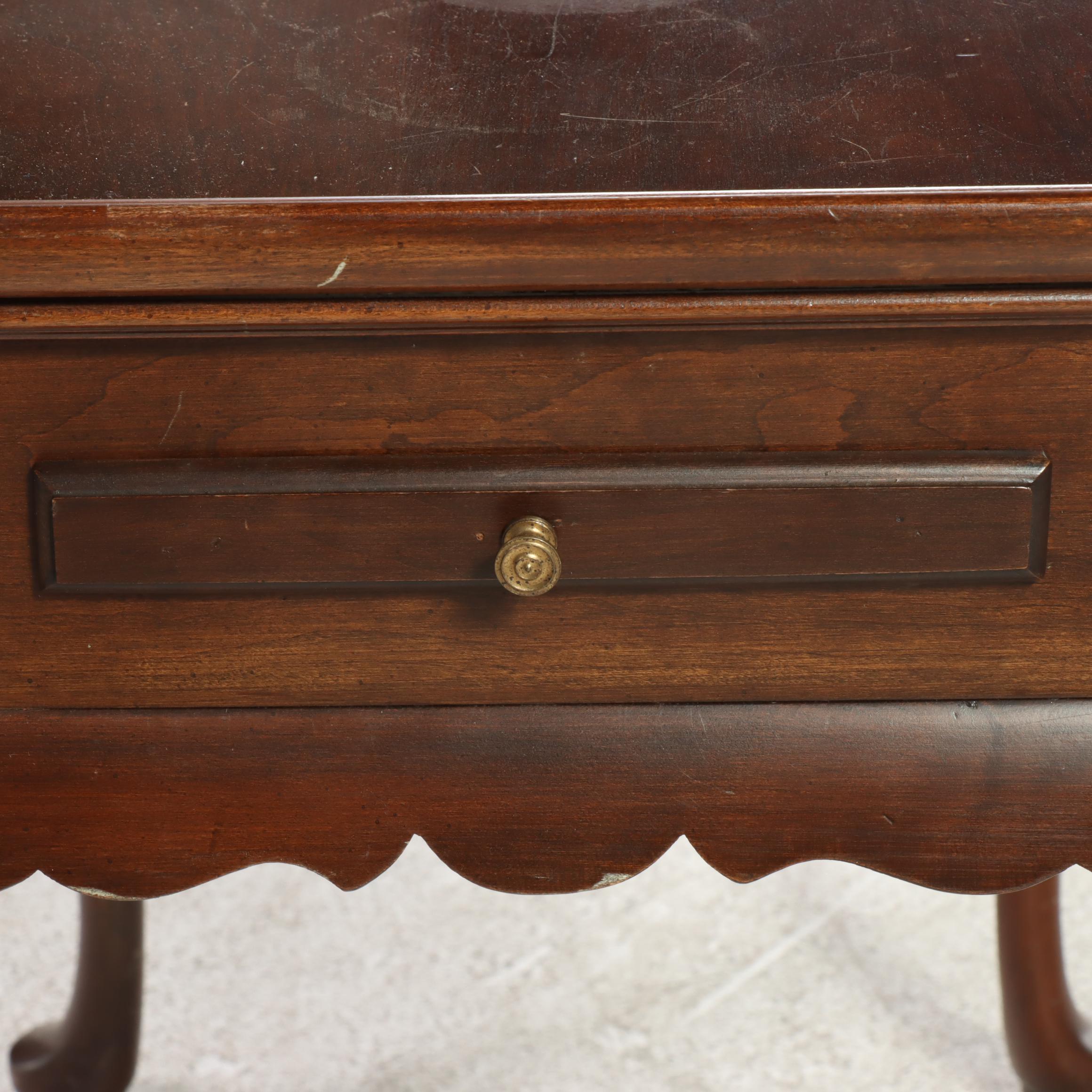 Ethan Allen Queen Anne Style Cherrywood Side Table, Late 20th Century