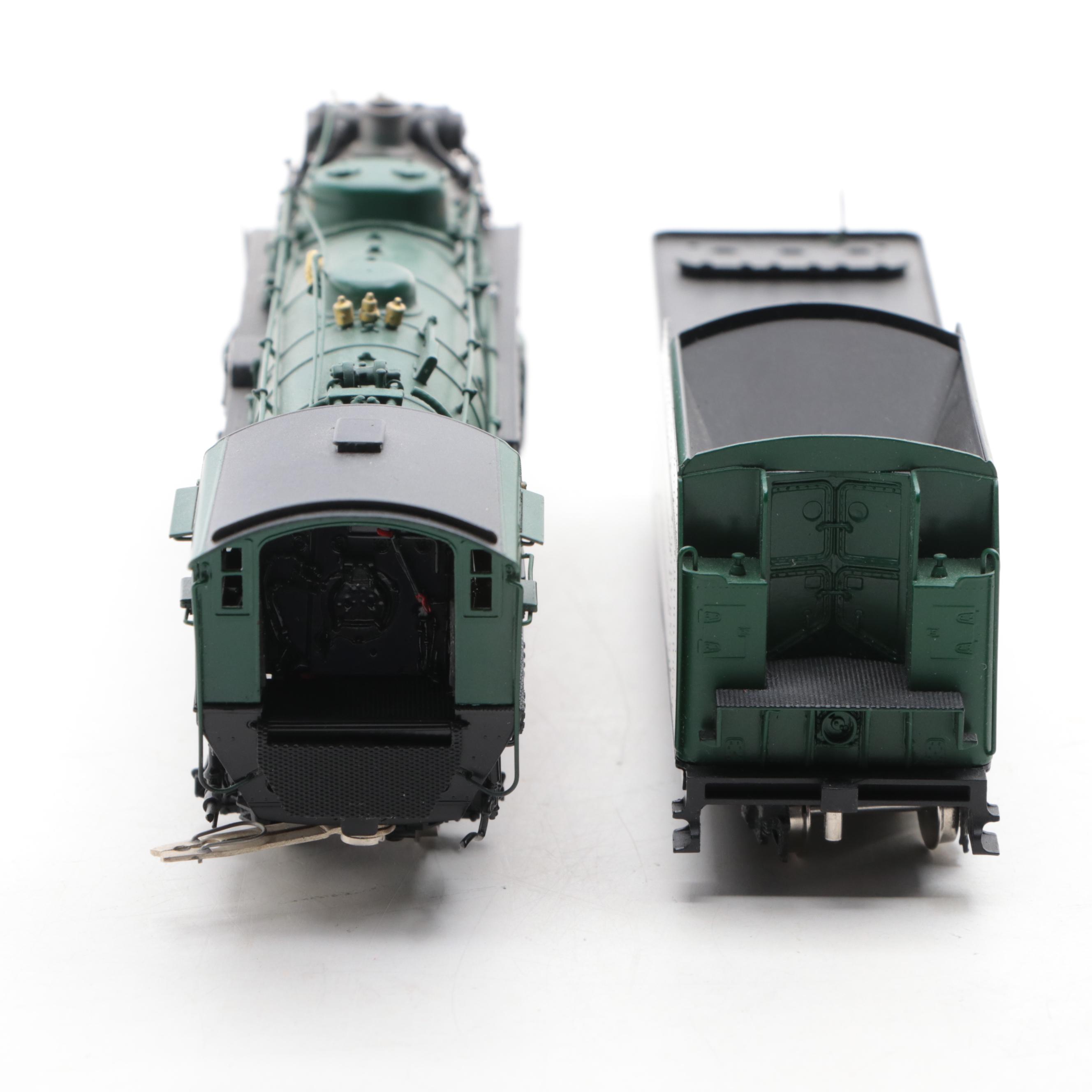 Southern Railway Locomotive and Tender with Caboose