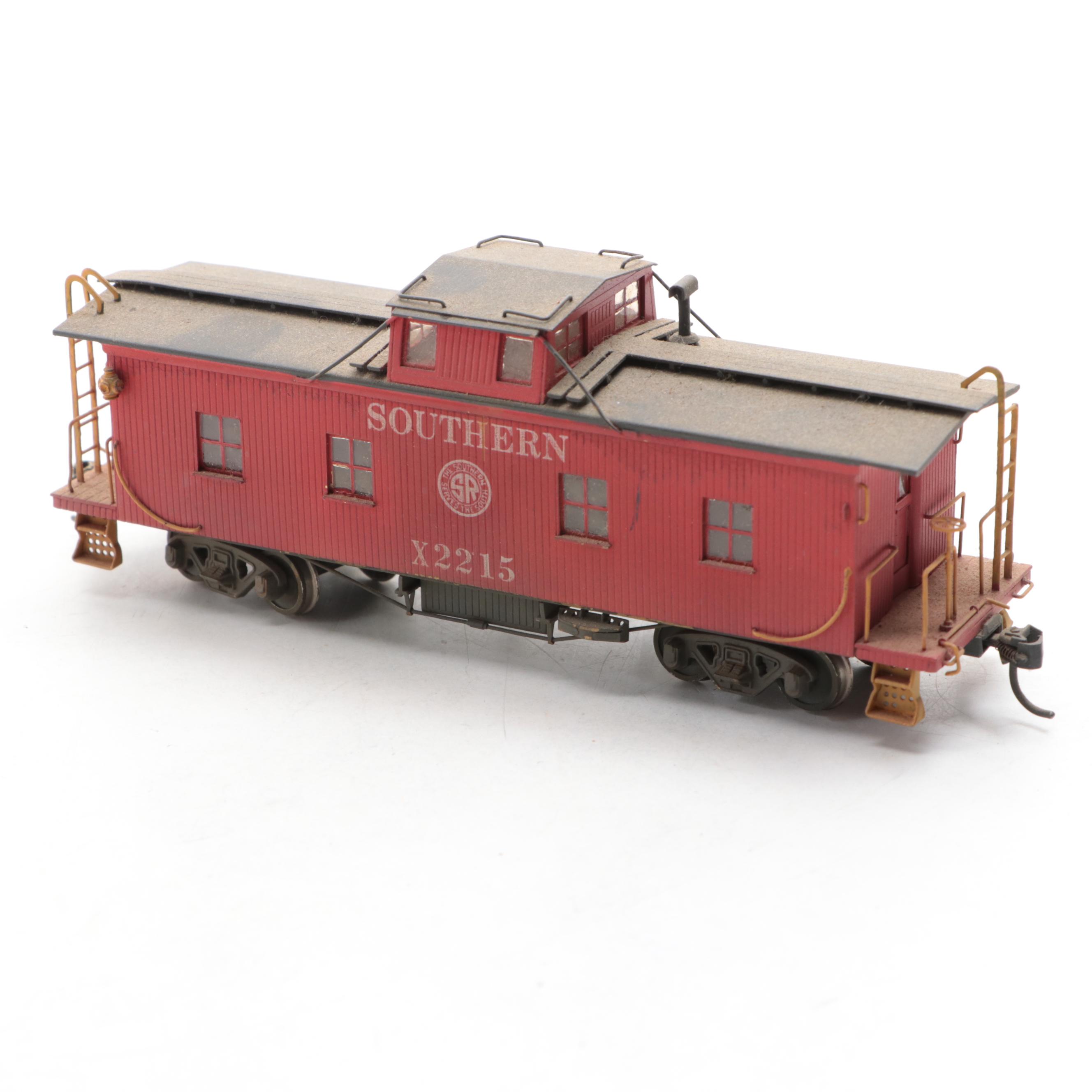 Southern Railway Locomotive and Tender with Caboose