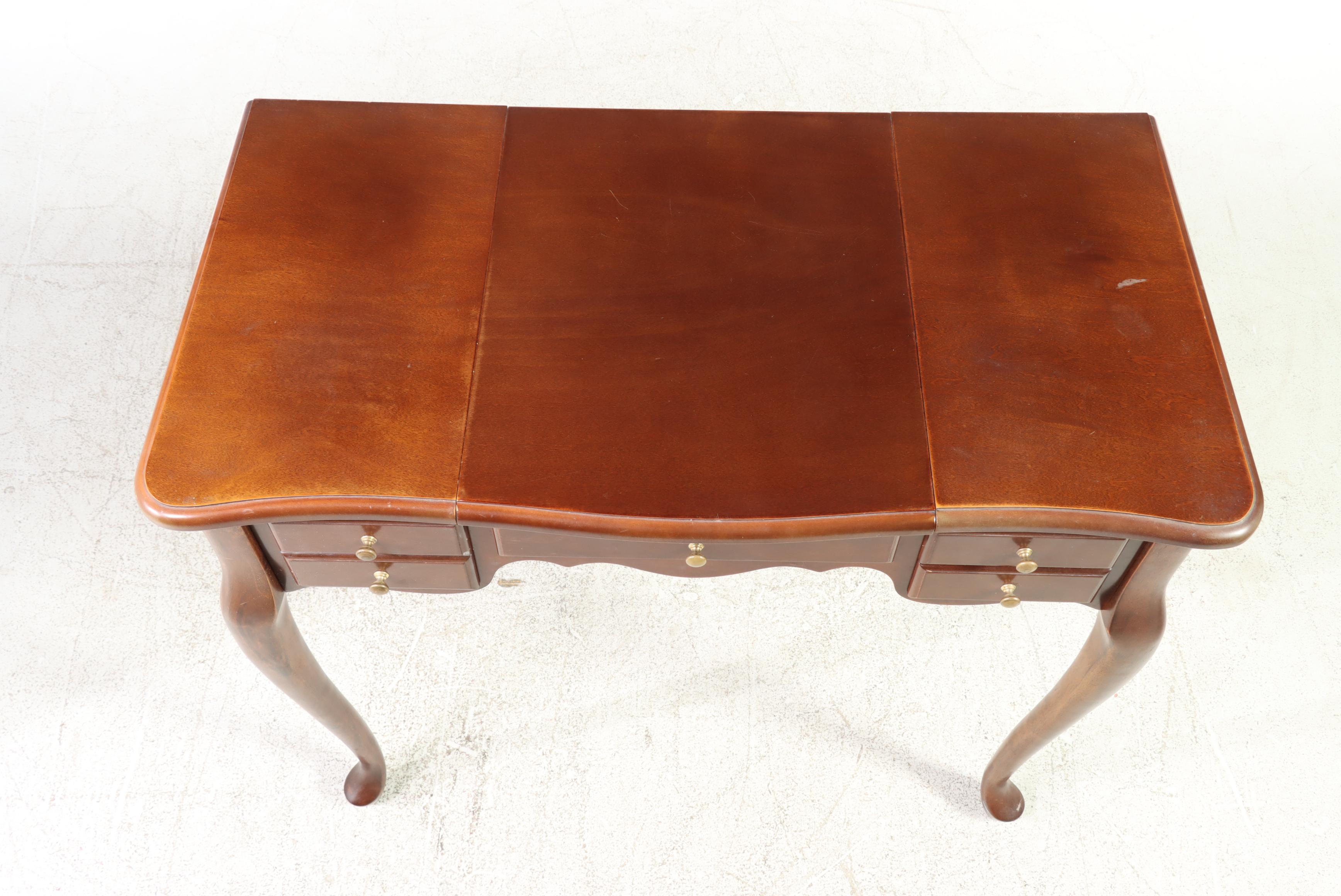 The Bombay Company Queen Anne Style Mahogany-Stained Enclosed Dressing Table