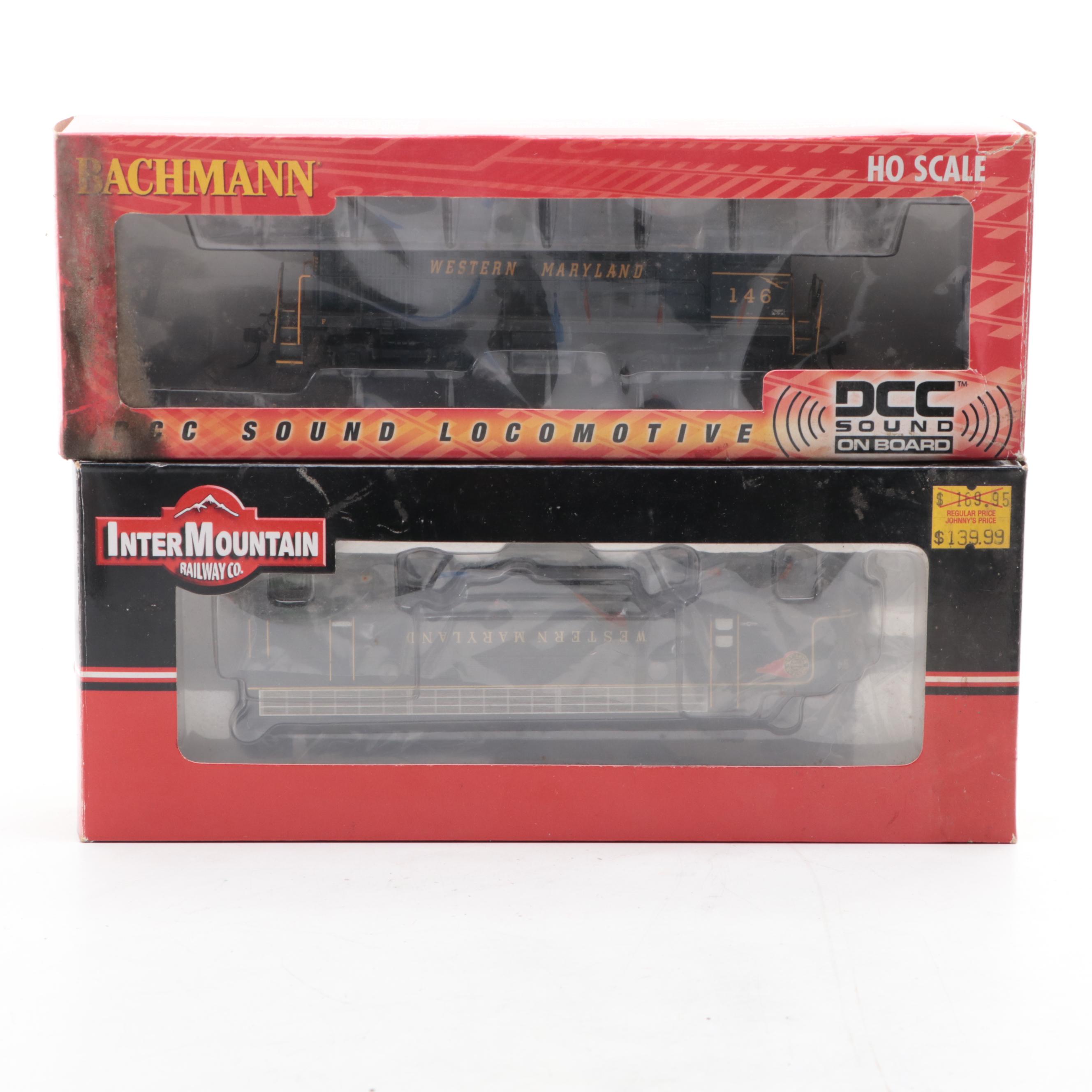 Bachmann HO Scale Western Maryland Locomotive with Assorted Train Collection