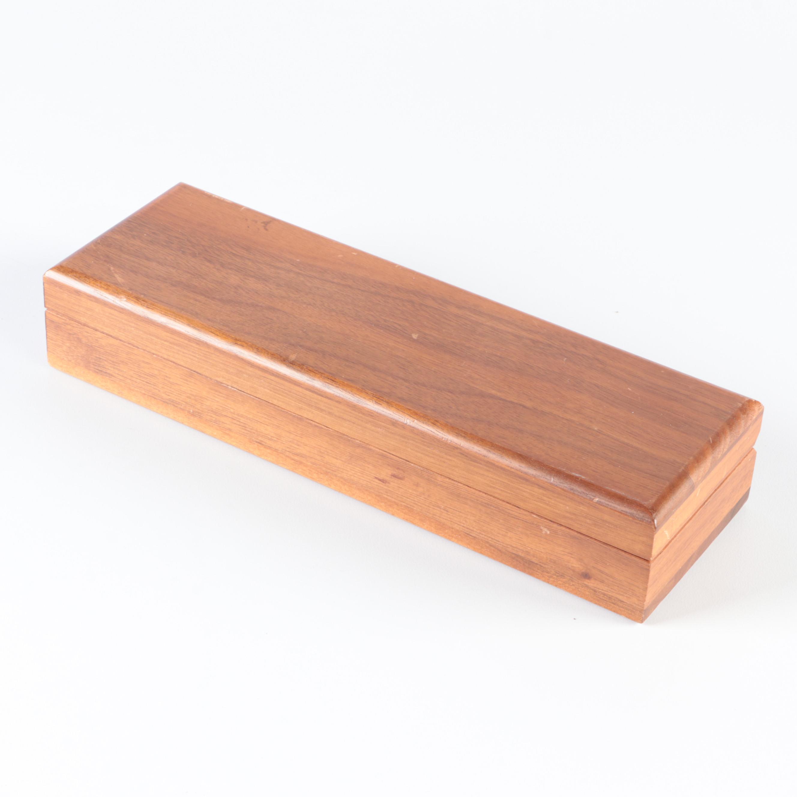 Custom Buck knife made by Navajo Artist Dave Yellowhorse